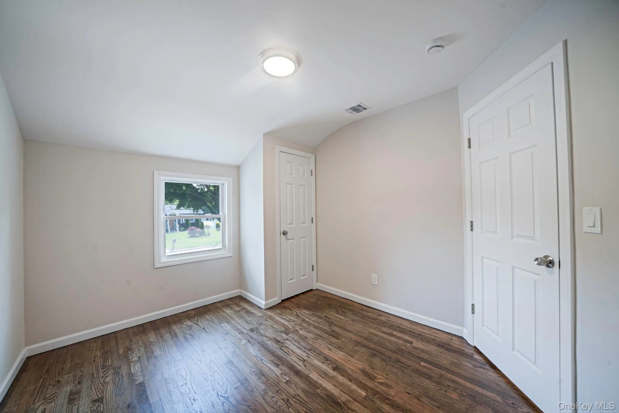 610 Americus Avenue, Brookhaven, NY, 4 Bedrooms Bedrooms, 8 Rooms Rooms,1 BathroomBathrooms,Residential Lease,For Rent,Americus,0,1014217 610 Americus Avenue, Brookhaven, NY, 4 Bedrooms Bedrooms, 8 Rooms Rooms,1 BathroomBathrooms,Residential Lease,For Rent,Americus,0,1014217