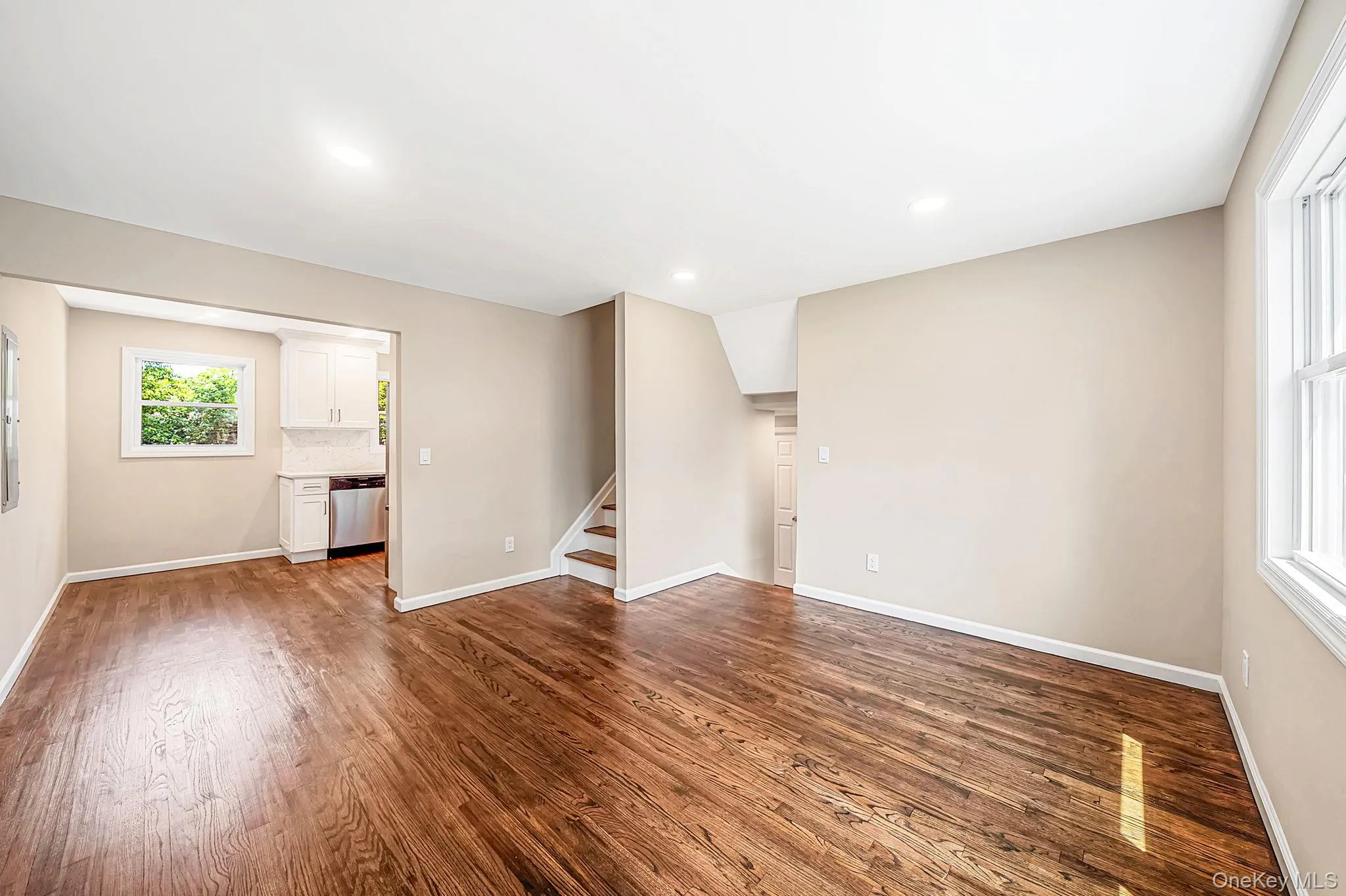 610 Americus Avenue, Brookhaven, NY, 4 Bedrooms Bedrooms, 8 Rooms Rooms,1 BathroomBathrooms,Residential Lease,For Rent,Americus,0,1014217 610 Americus Avenue, Brookhaven, NY, 4 Bedrooms Bedrooms, 8 Rooms Rooms,1 BathroomBathrooms,Residential Lease,For Rent,Americus,0,1014217