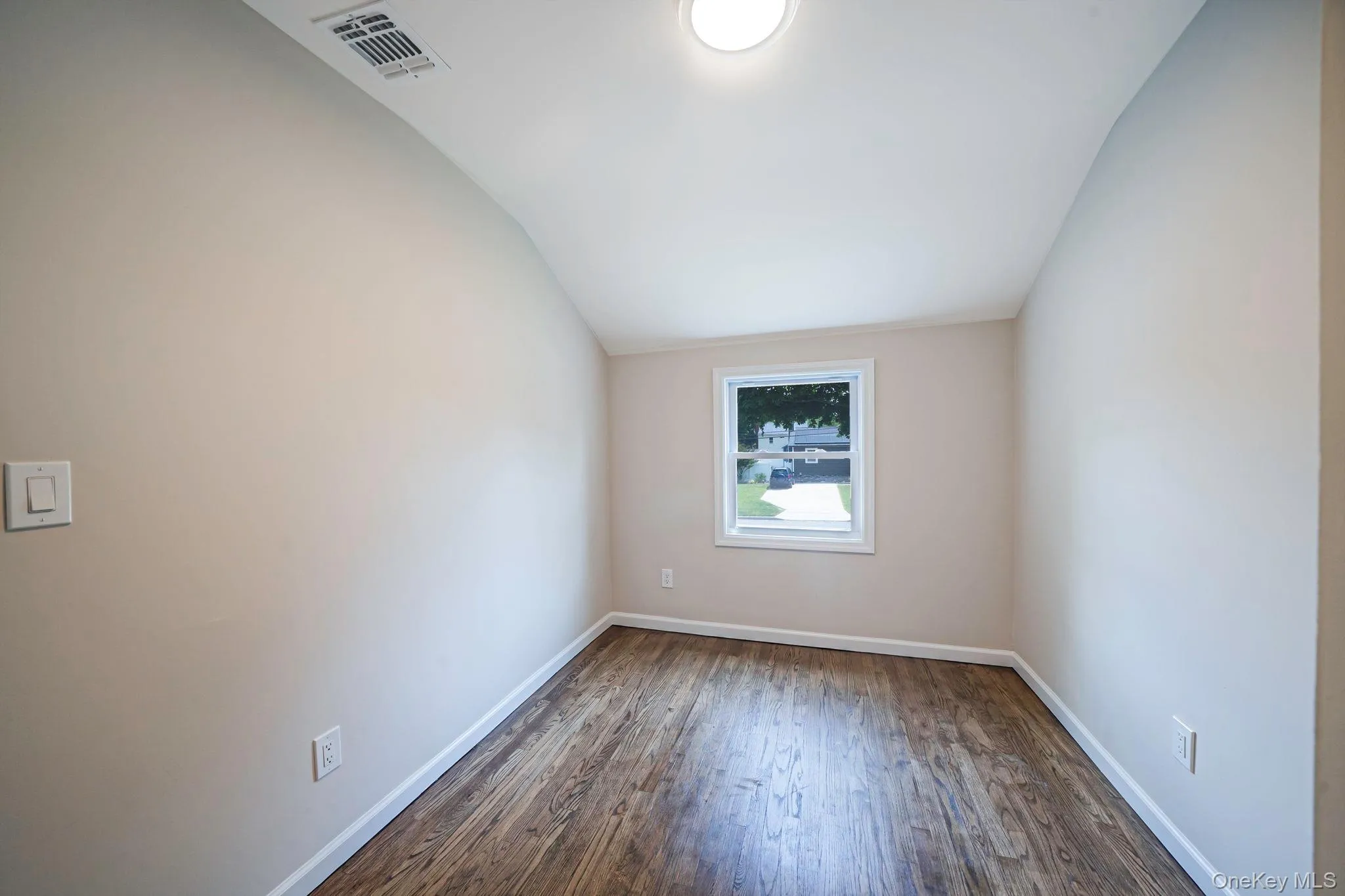610 Americus Avenue, Brookhaven, NY, 4 Bedrooms Bedrooms, 8 Rooms Rooms,1 BathroomBathrooms,Residential Lease,For Rent,Americus,0,1014217 610 Americus Avenue, Brookhaven, NY, 4 Bedrooms Bedrooms, 8 Rooms Rooms,1 BathroomBathrooms,Residential Lease,For Rent,Americus,0,1014217
