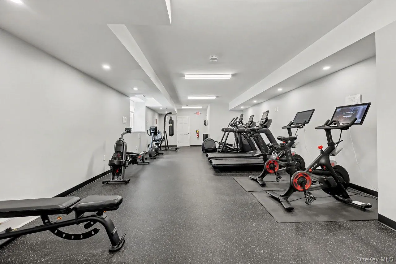 300 Broadway, Greenburgh, NY, 1 Bedroom Bedrooms, 3 Rooms Rooms,1 BathroomBathrooms,Residential,For Rent,Broadway,0,1014218 300 Broadway, Greenburgh, NY, 1 Bedroom Bedrooms, 3 Rooms Rooms,1 BathroomBathrooms,Residential,For Rent,Broadway,0,1014218