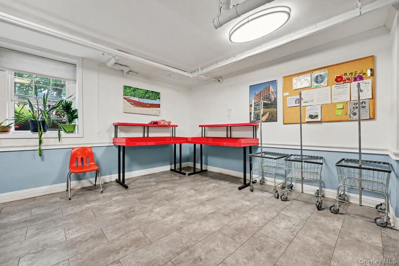 300 Broadway, Greenburgh, NY, 1 Bedroom Bedrooms, 3 Rooms Rooms,1 BathroomBathrooms,Residential,For Rent,Broadway,0,1014218 300 Broadway, Greenburgh, NY, 1 Bedroom Bedrooms, 3 Rooms Rooms,1 BathroomBathrooms,Residential,For Rent,Broadway,0,1014218