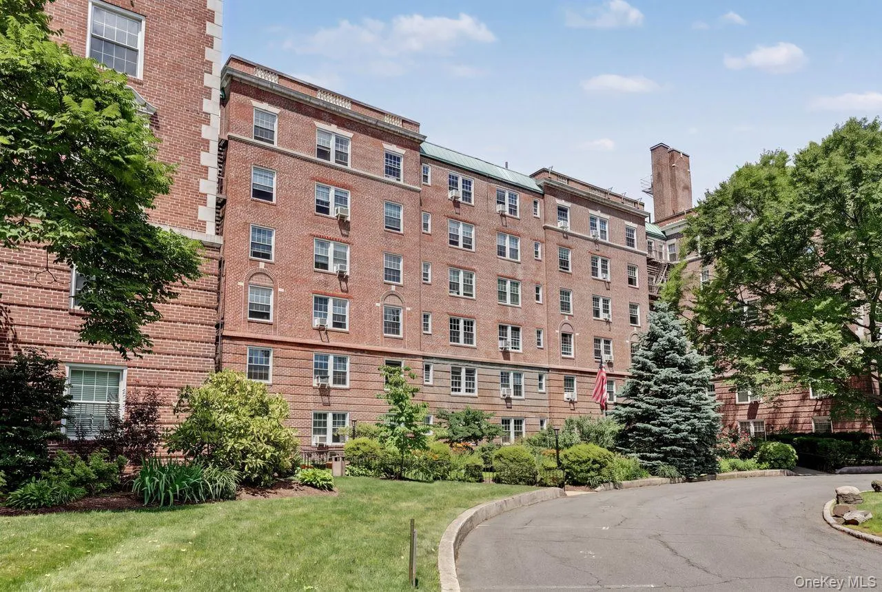 300 Broadway, Greenburgh, NY, 1 Bedroom Bedrooms, 3 Rooms Rooms,1 BathroomBathrooms,Residential,For Rent,Broadway,0,1014218 300 Broadway, Greenburgh, NY, 1 Bedroom Bedrooms, 3 Rooms Rooms,1 BathroomBathrooms,Residential,For Rent,Broadway,0,1014218