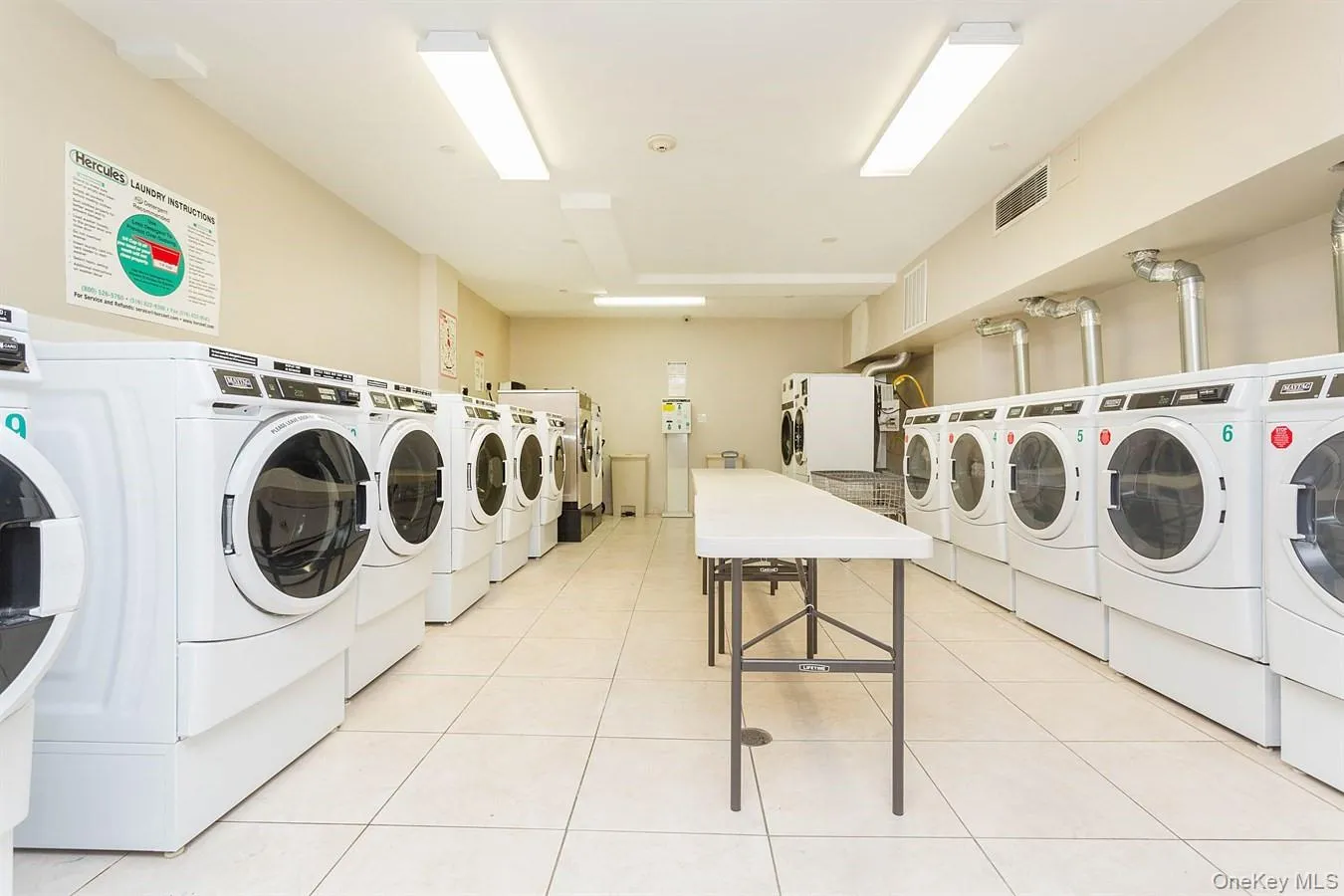 3135 31st Street, New York, NY, 2 Bedrooms Bedrooms, 5 Rooms Rooms,2 BathroomsBathrooms,Residential,For Rent,31st,0,1014219 3135 31st Street, New York, NY, 2 Bedrooms Bedrooms, 5 Rooms Rooms,2 BathroomsBathrooms,Residential,For Rent,31st,0,1014219