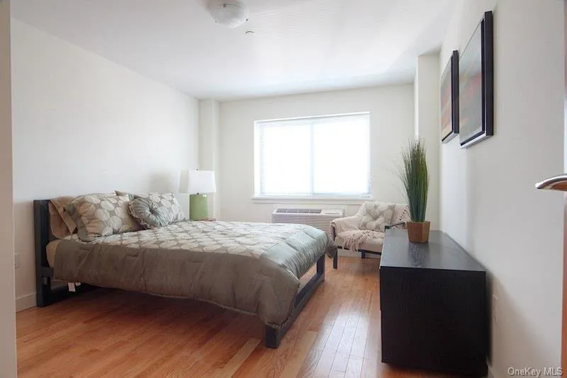 3135 31st Street, New York, NY, 2 Bedrooms Bedrooms, 5 Rooms Rooms,2 BathroomsBathrooms,Residential,For Rent,31st,0,1014219 3135 31st Street, New York, NY, 2 Bedrooms Bedrooms, 5 Rooms Rooms,2 BathroomsBathrooms,Residential,For Rent,31st,0,1014219
