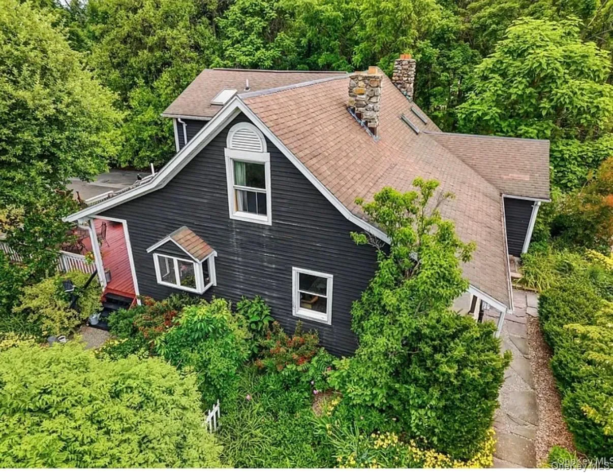 1590 State Route 17A, Warwick (town), NY, 2 Bedrooms Bedrooms, 10 Rooms Rooms,2 BathroomsBathrooms,Residential,For Rent,State Route 17A,0,1014224 1590 State Route 17A, Warwick (town), NY, 2 Bedrooms Bedrooms, 10 Rooms Rooms,2 BathroomsBathrooms,Residential,For Rent,State Route 17A,0,1014224