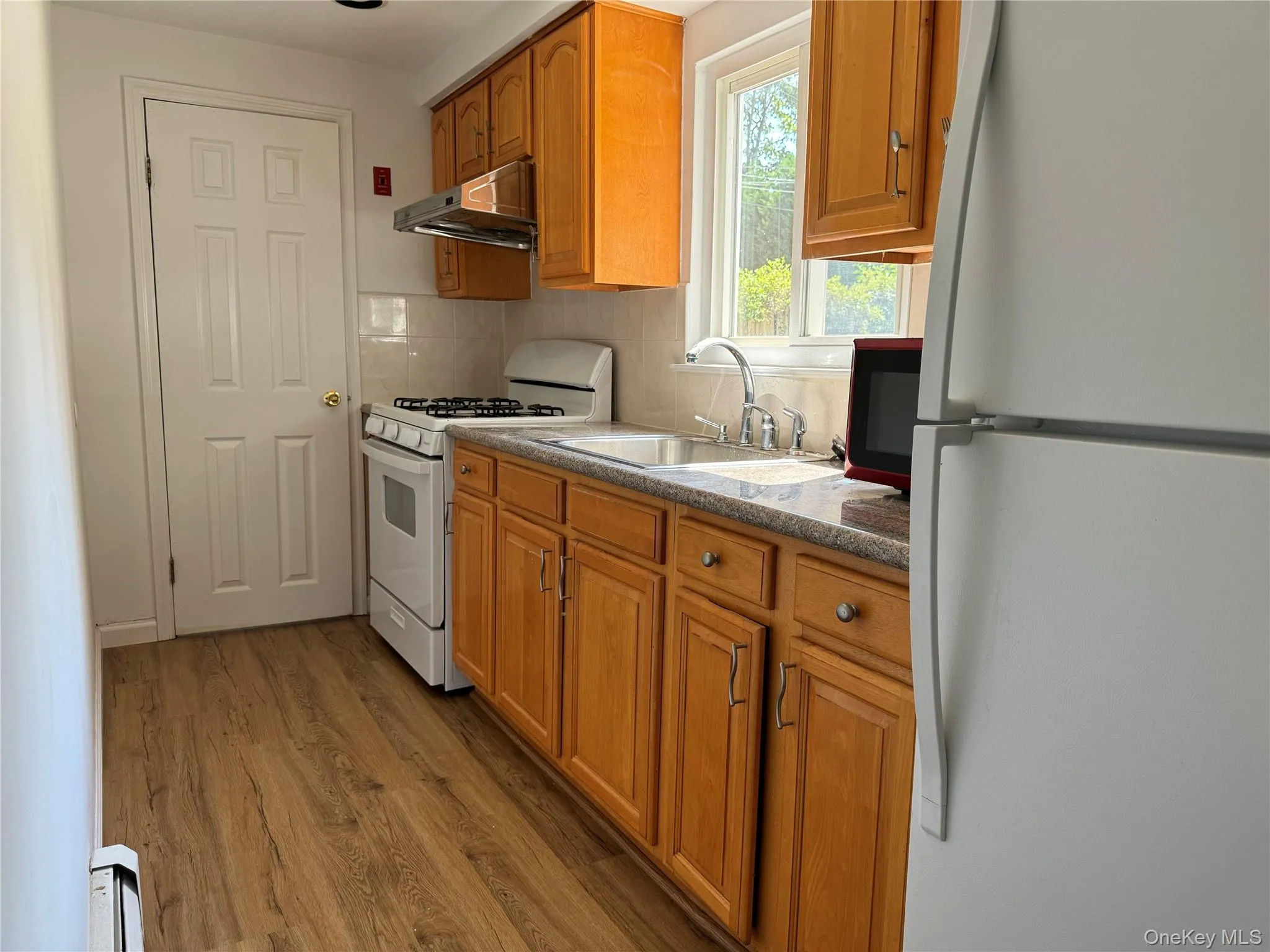 46 Lane Drive, Oyster Bay, NY, 2 Bedrooms Bedrooms, 5 Rooms Rooms,1 BathroomBathrooms,Residential Lease,For Rent,Lane,0,1014225 46 Lane Drive, Oyster Bay, NY, 2 Bedrooms Bedrooms, 5 Rooms Rooms,1 BathroomBathrooms,Residential Lease,For Rent,Lane,0,1014225
