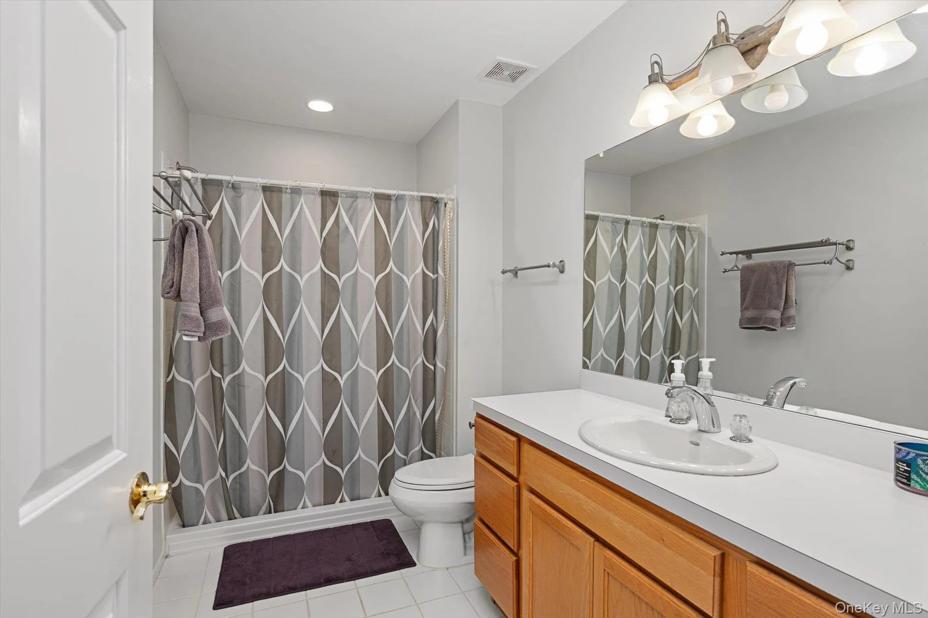 517 Bardini Drive, Huntington, NY, 2 Bedrooms Bedrooms, 6 Rooms Rooms,2 BathroomsBathrooms,Residential,For Rent,Bardini,0,1014231 517 Bardini Drive, Huntington, NY, 2 Bedrooms Bedrooms, 6 Rooms Rooms,2 BathroomsBathrooms,Residential,For Rent,Bardini,0,1014231