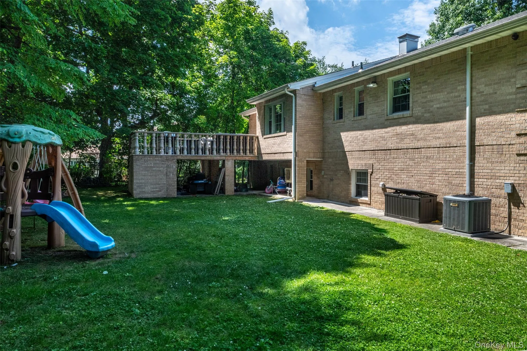 18 Carlyle Place, Greenburgh, NY, 3 Bedrooms Bedrooms, 7 Rooms Rooms,2 BathroomsBathrooms,Residential Lease,For Rent,Carlyle,0,KEY1014233 18 Carlyle Place, Greenburgh, NY, 3 Bedrooms Bedrooms, 7 Rooms Rooms,2 BathroomsBathrooms,Residential Lease,For Rent,Carlyle,0,KEY1014233