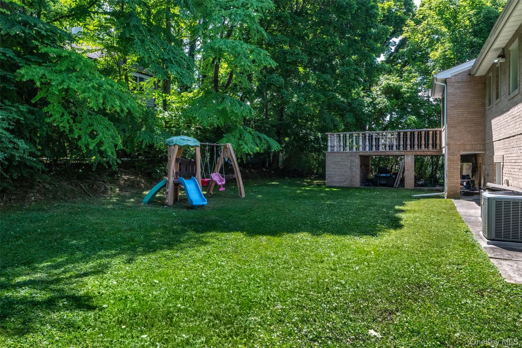 18 Carlyle Place, Greenburgh, NY, 3 Bedrooms Bedrooms, 7 Rooms Rooms,2 BathroomsBathrooms,Residential Lease,For Rent,Carlyle,0,KEY1014233 18 Carlyle Place, Greenburgh, NY, 3 Bedrooms Bedrooms, 7 Rooms Rooms,2 BathroomsBathrooms,Residential Lease,For Rent,Carlyle,0,KEY1014233