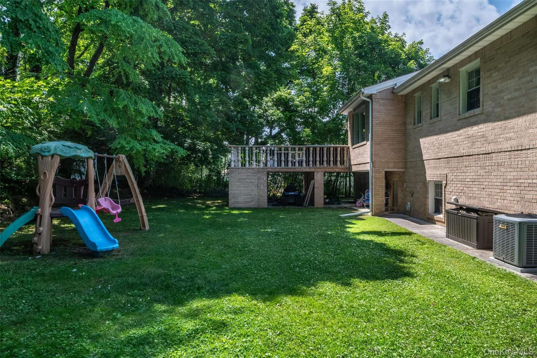 18 Carlyle Place, Greenburgh, NY, 3 Bedrooms Bedrooms, 7 Rooms Rooms,2 BathroomsBathrooms,Residential Lease,For Rent,Carlyle,0,KEY1014233 18 Carlyle Place, Greenburgh, NY, 3 Bedrooms Bedrooms, 7 Rooms Rooms,2 BathroomsBathrooms,Residential Lease,For Rent,Carlyle,0,KEY1014233
