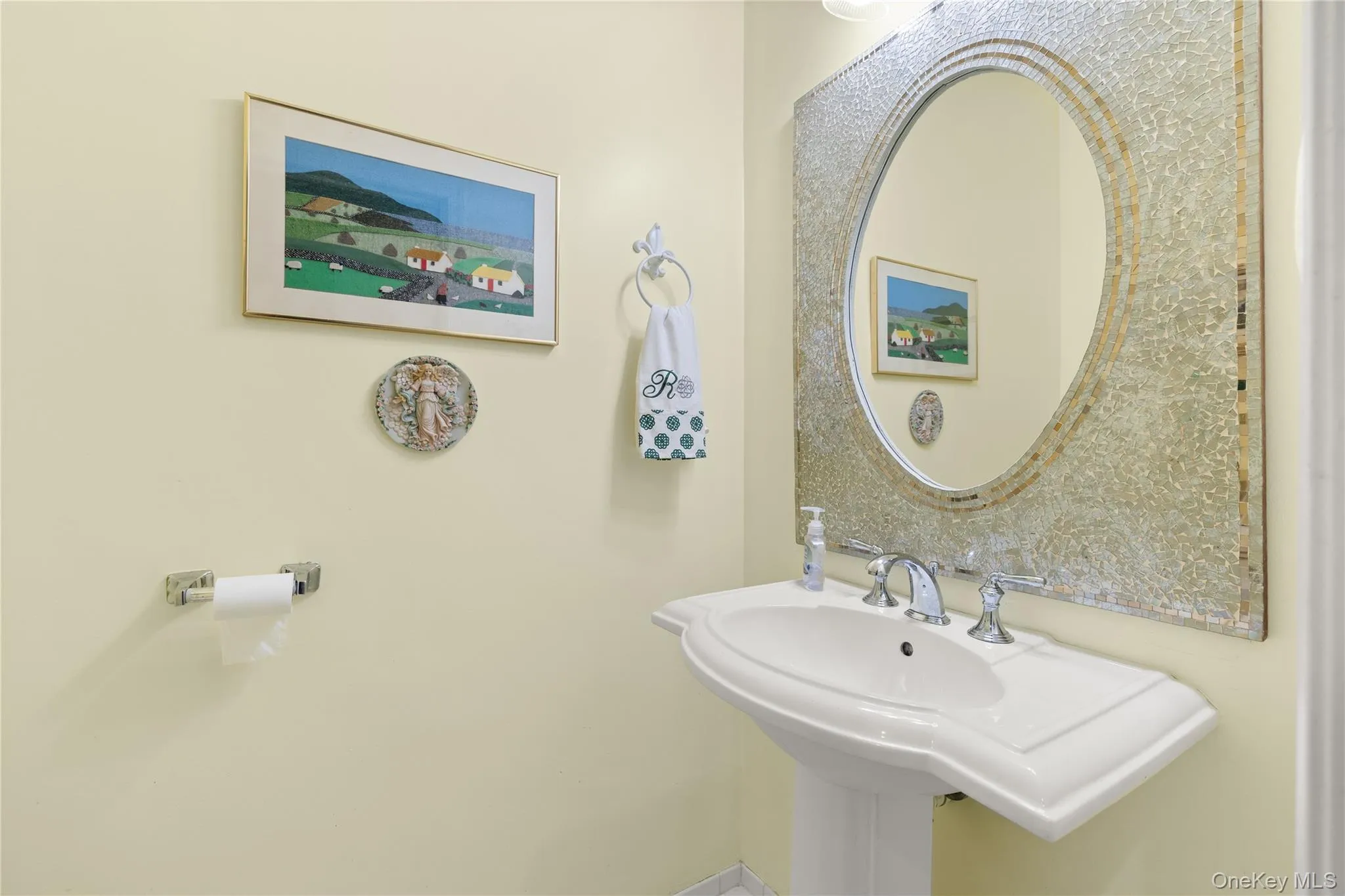 Powder Room Powder Room
