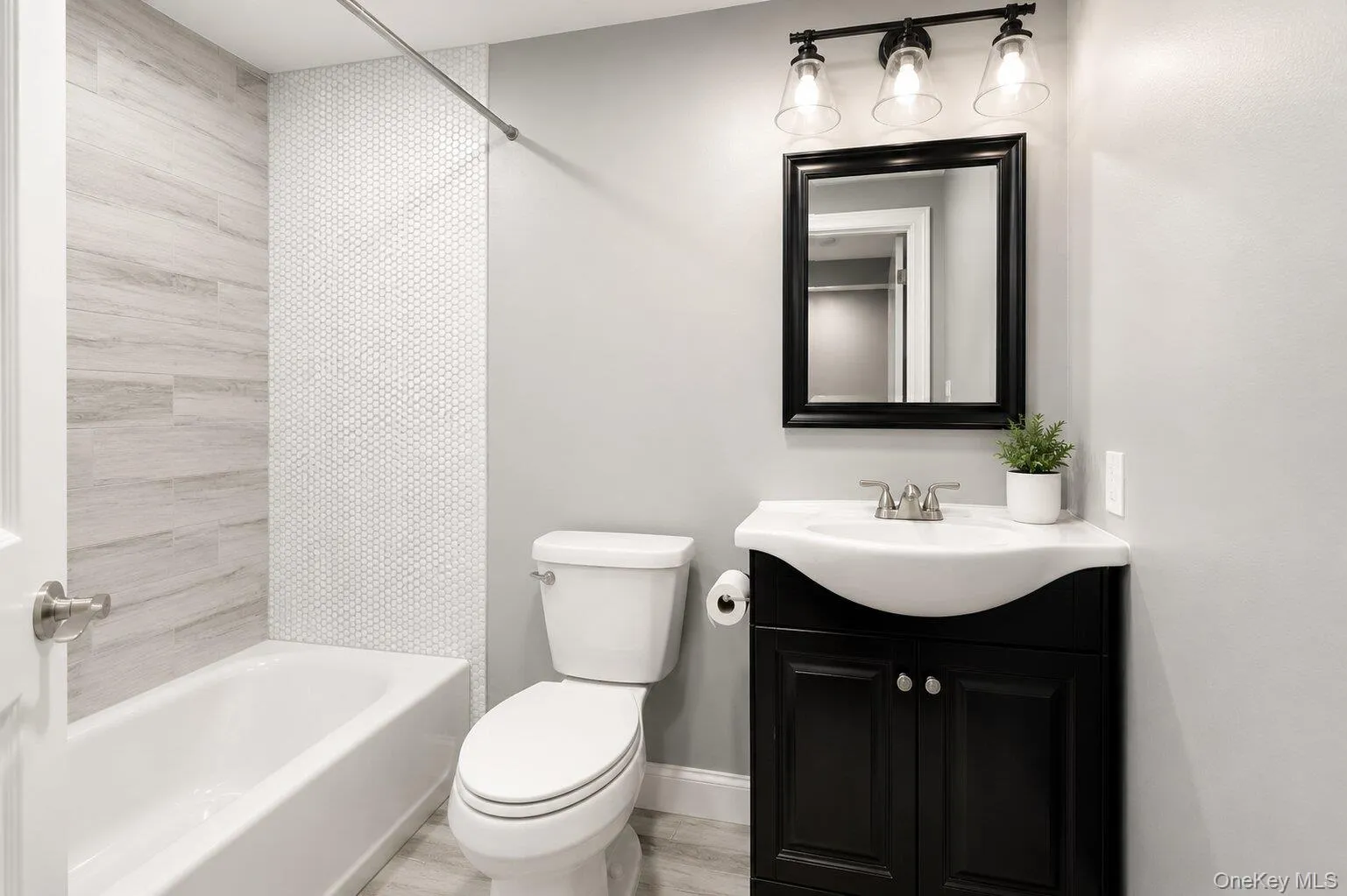 736 Pelhamdale Avenue, New Rochelle, NY, 3 Bedrooms Bedrooms, 6 Rooms Rooms,2 BathroomsBathrooms,Residential Lease,For Rent,Pelhamdale,0,1014236 736 Pelhamdale Avenue, New Rochelle, NY, 3 Bedrooms Bedrooms, 6 Rooms Rooms,2 BathroomsBathrooms,Residential Lease,For Rent,Pelhamdale,0,1014236