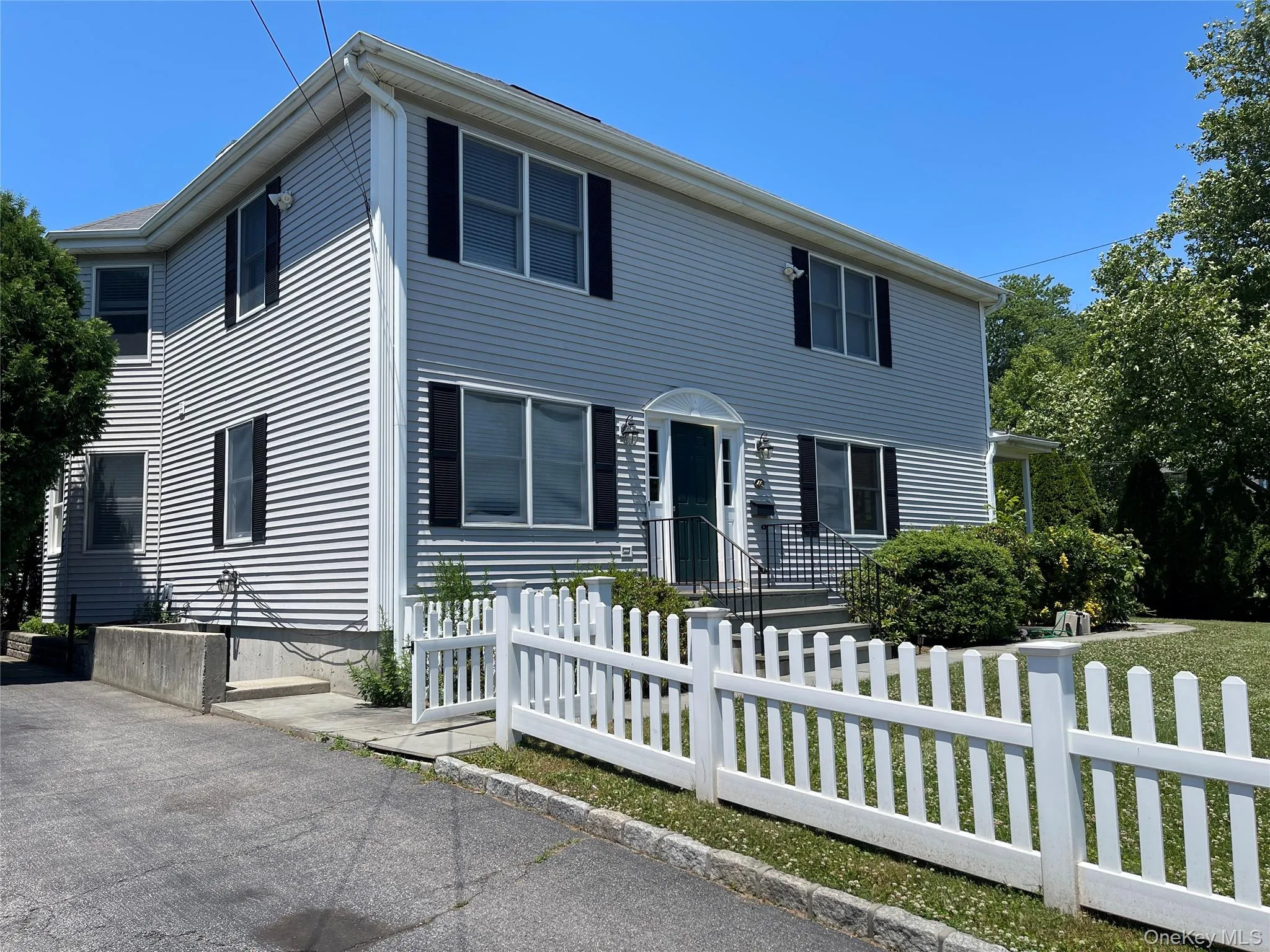 46 Maple Avenue, Rye City, NY, 2 Bedrooms Bedrooms, 4 Rooms Rooms,1 BathroomBathrooms,Residential Lease,For Rent,Maple,0,1014239 46 Maple Avenue, Rye City, NY, 2 Bedrooms Bedrooms, 4 Rooms Rooms,1 BathroomBathrooms,Residential Lease,For Rent,Maple,0,1014239