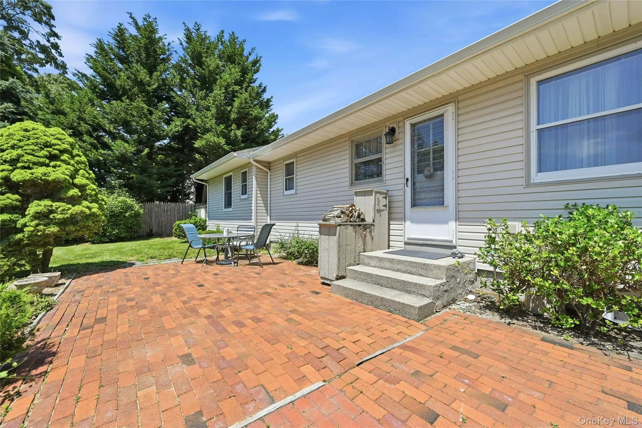 62 Peterborough Drive, Huntington, NY, 3 Bedrooms Bedrooms, 7 Rooms Rooms,2 BathroomsBathrooms,Residential,For Rent,Peterborough,0,1014241 62 Peterborough Drive, Huntington, NY, 3 Bedrooms Bedrooms, 7 Rooms Rooms,2 BathroomsBathrooms,Residential,For Rent,Peterborough,0,1014241