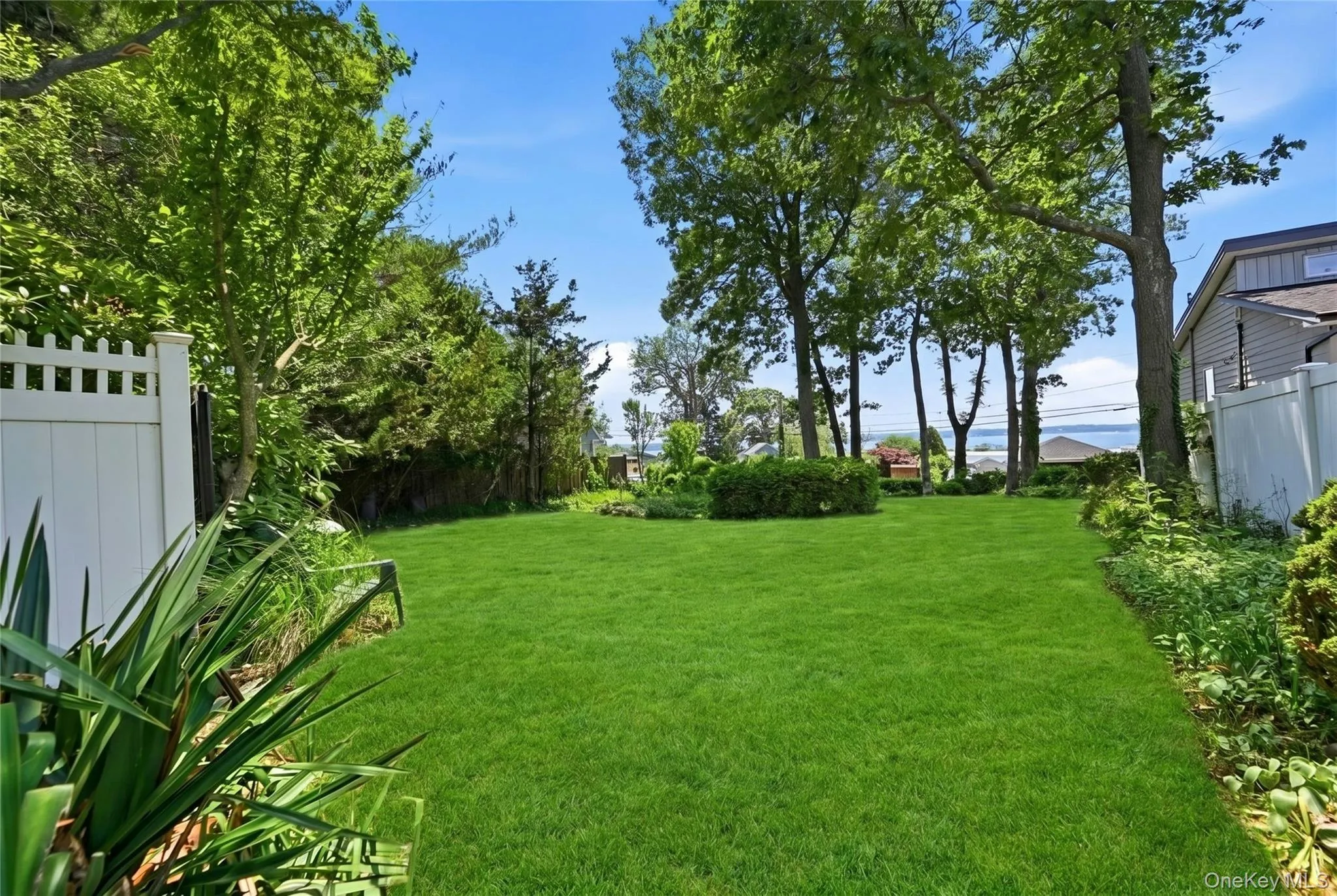 Year Round Water Views and Lot. Year Round Water Views and Lot.