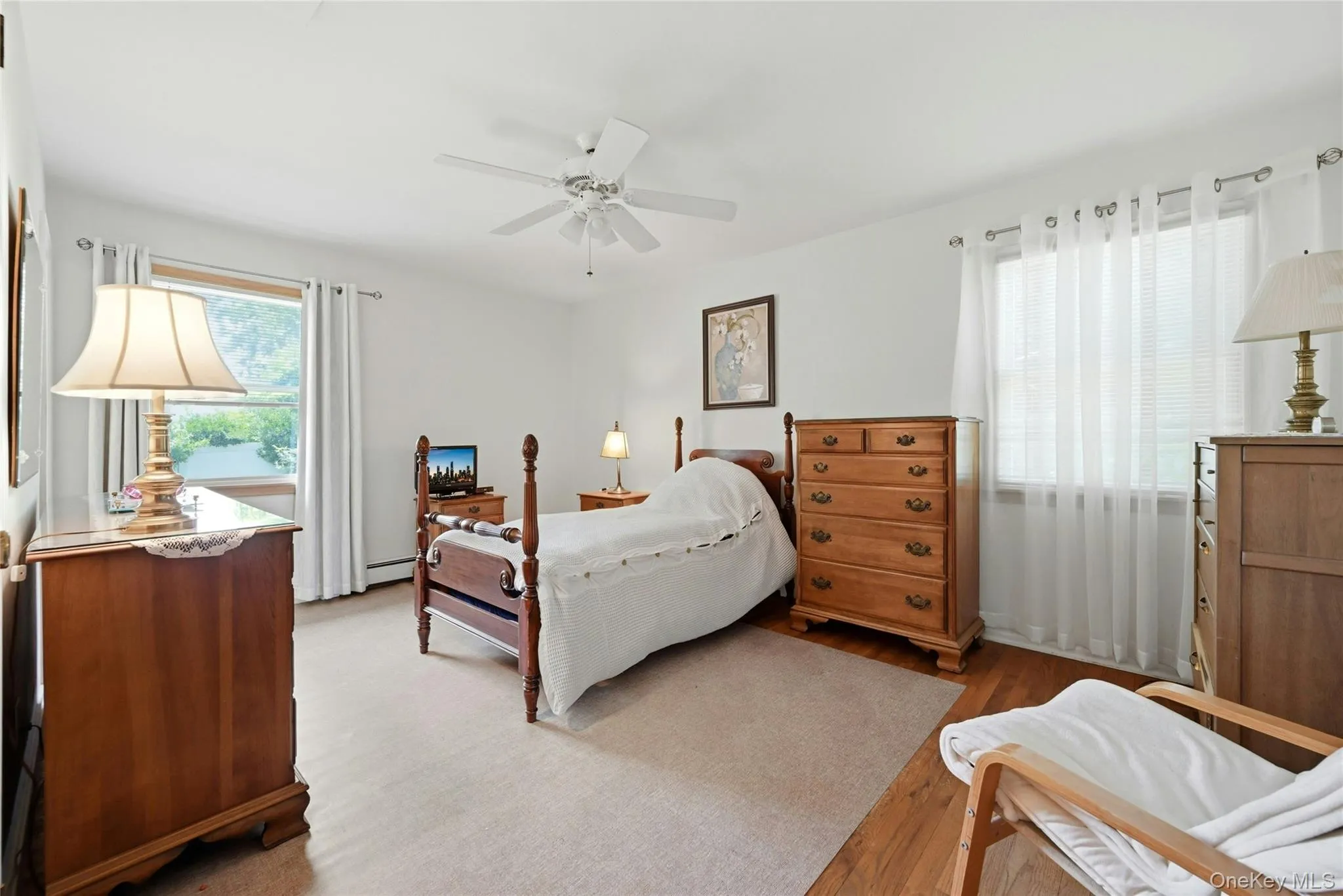 King Size Primary Bedroom King Size Primary Bedroom