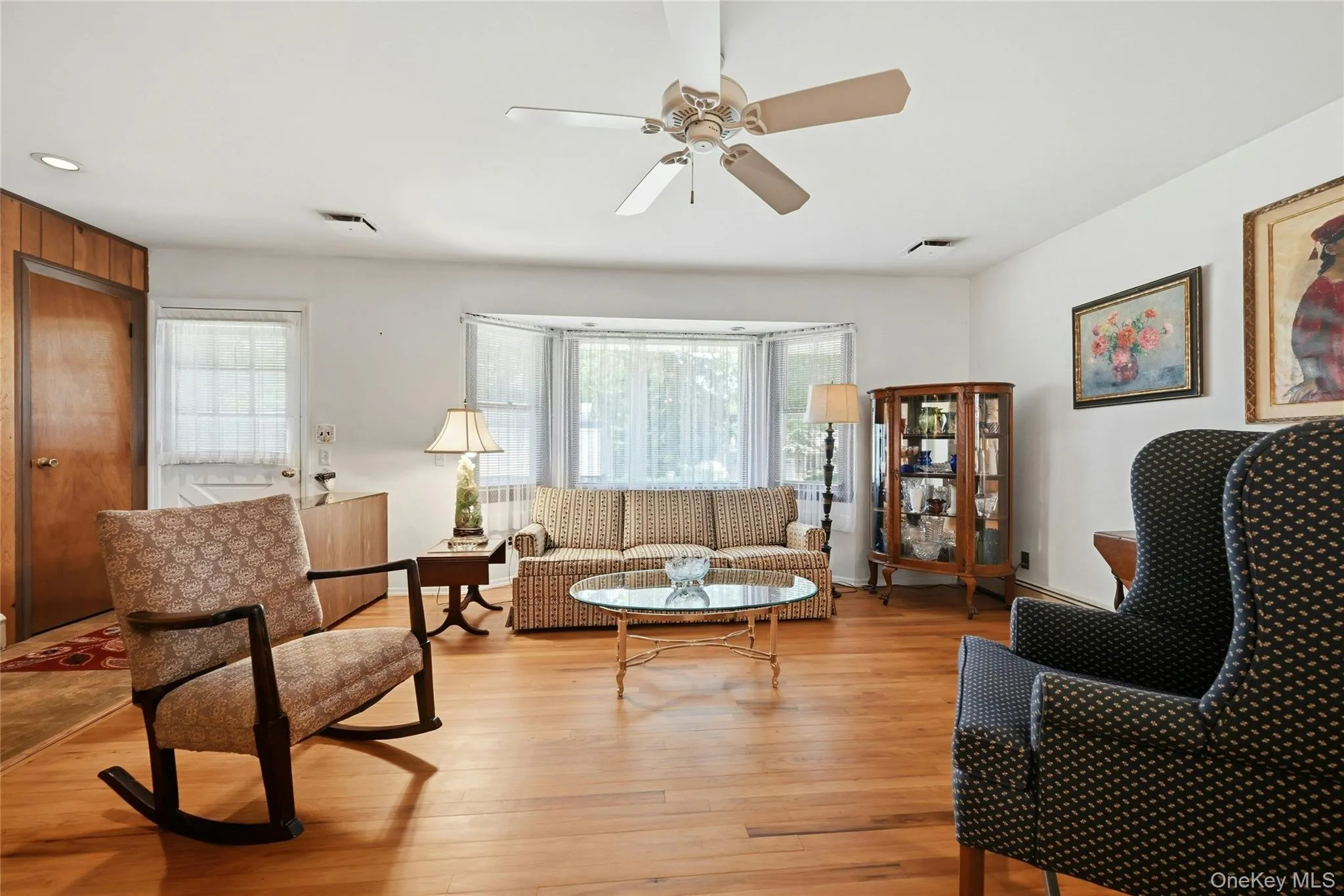62 Peterborough Drive, Huntington, NY, 3 Bedrooms Bedrooms, 7 Rooms Rooms,2 BathroomsBathrooms,Residential,For Rent,Peterborough,0,1014241 62 Peterborough Drive, Huntington, NY, 3 Bedrooms Bedrooms, 7 Rooms Rooms,2 BathroomsBathrooms,Residential,For Rent,Peterborough,0,1014241