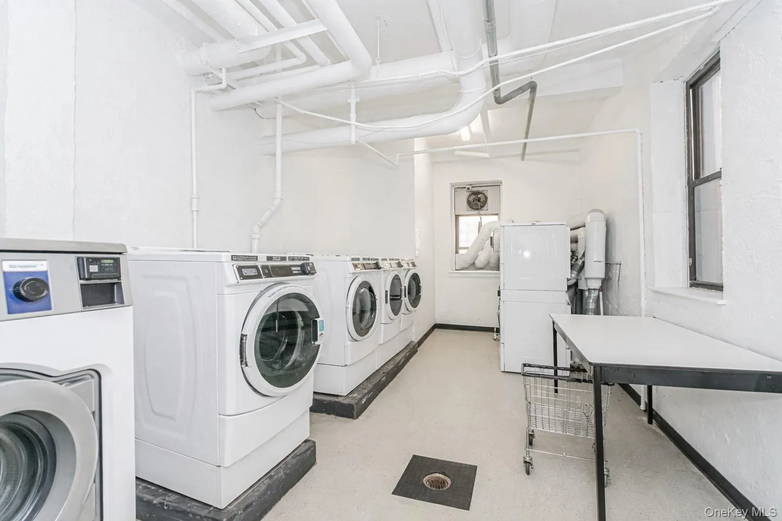 2400 3rd Street, New York, NY, 2 Rooms Rooms,1 BathroomBathrooms,Residential Lease,For Rent,3rd,0,1014242 2400 3rd Street, New York, NY, 2 Rooms Rooms,1 BathroomBathrooms,Residential Lease,For Rent,3rd,0,1014242