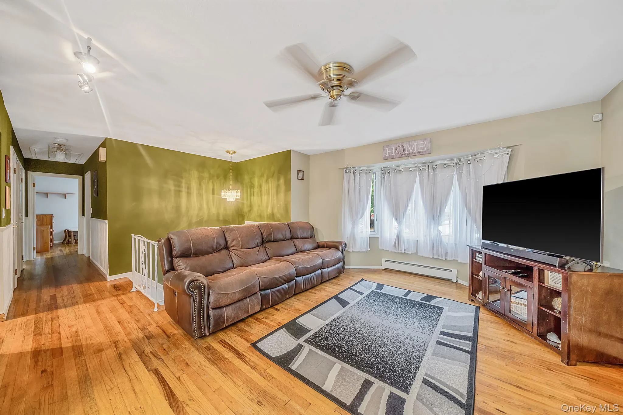 6 Smith Court, Brookhaven, NY, 4 Bedrooms Bedrooms, 9 Rooms Rooms,2 BathroomsBathrooms,Residential,For Rent,Smith,0,KEY1014243 6 Smith Court, Brookhaven, NY, 4 Bedrooms Bedrooms, 9 Rooms Rooms,2 BathroomsBathrooms,Residential,For Rent,Smith,0,KEY1014243