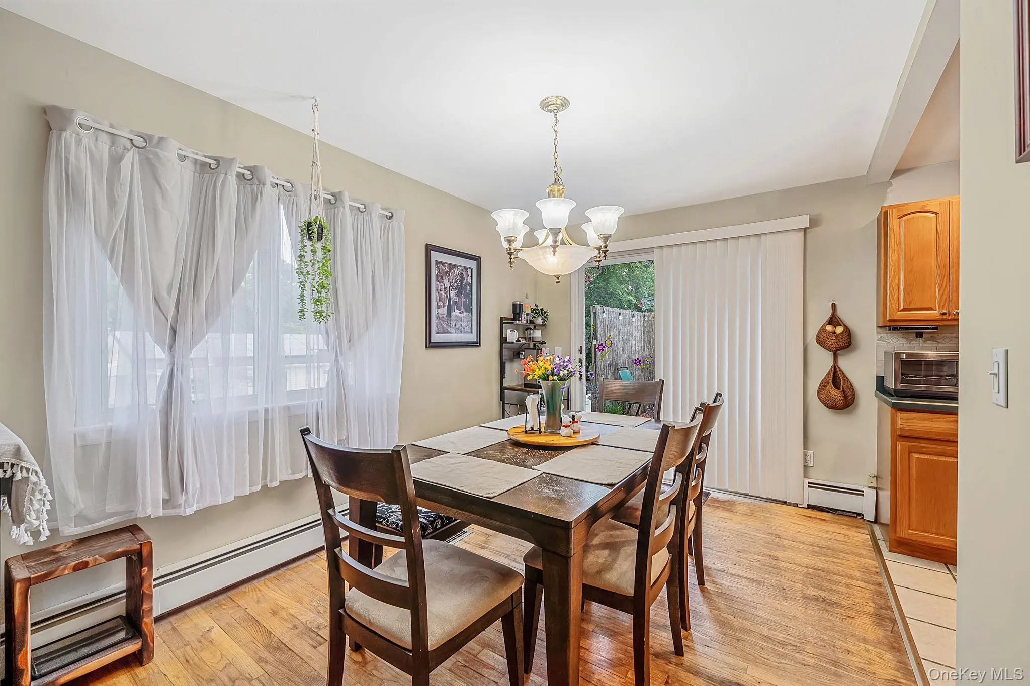 6 Smith Court, Brookhaven, NY, 4 Bedrooms Bedrooms, 9 Rooms Rooms,2 BathroomsBathrooms,Residential,For Rent,Smith,0,KEY1014243 6 Smith Court, Brookhaven, NY, 4 Bedrooms Bedrooms, 9 Rooms Rooms,2 BathroomsBathrooms,Residential,For Rent,Smith,0,KEY1014243