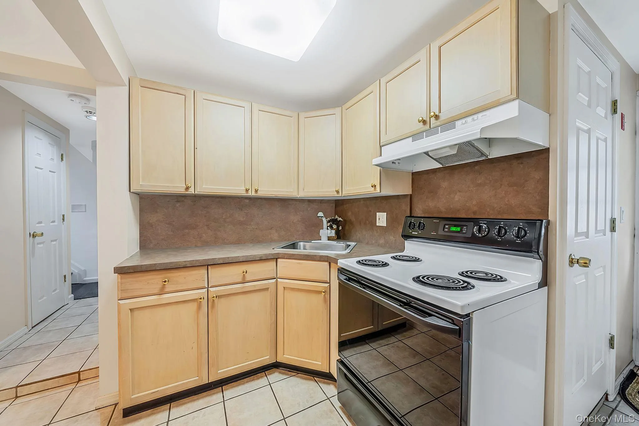 6 Smith Court, Brookhaven, NY, 4 Bedrooms Bedrooms, 9 Rooms Rooms,2 BathroomsBathrooms,Residential,For Rent,Smith,0,KEY1014243 6 Smith Court, Brookhaven, NY, 4 Bedrooms Bedrooms, 9 Rooms Rooms,2 BathroomsBathrooms,Residential,For Rent,Smith,0,KEY1014243