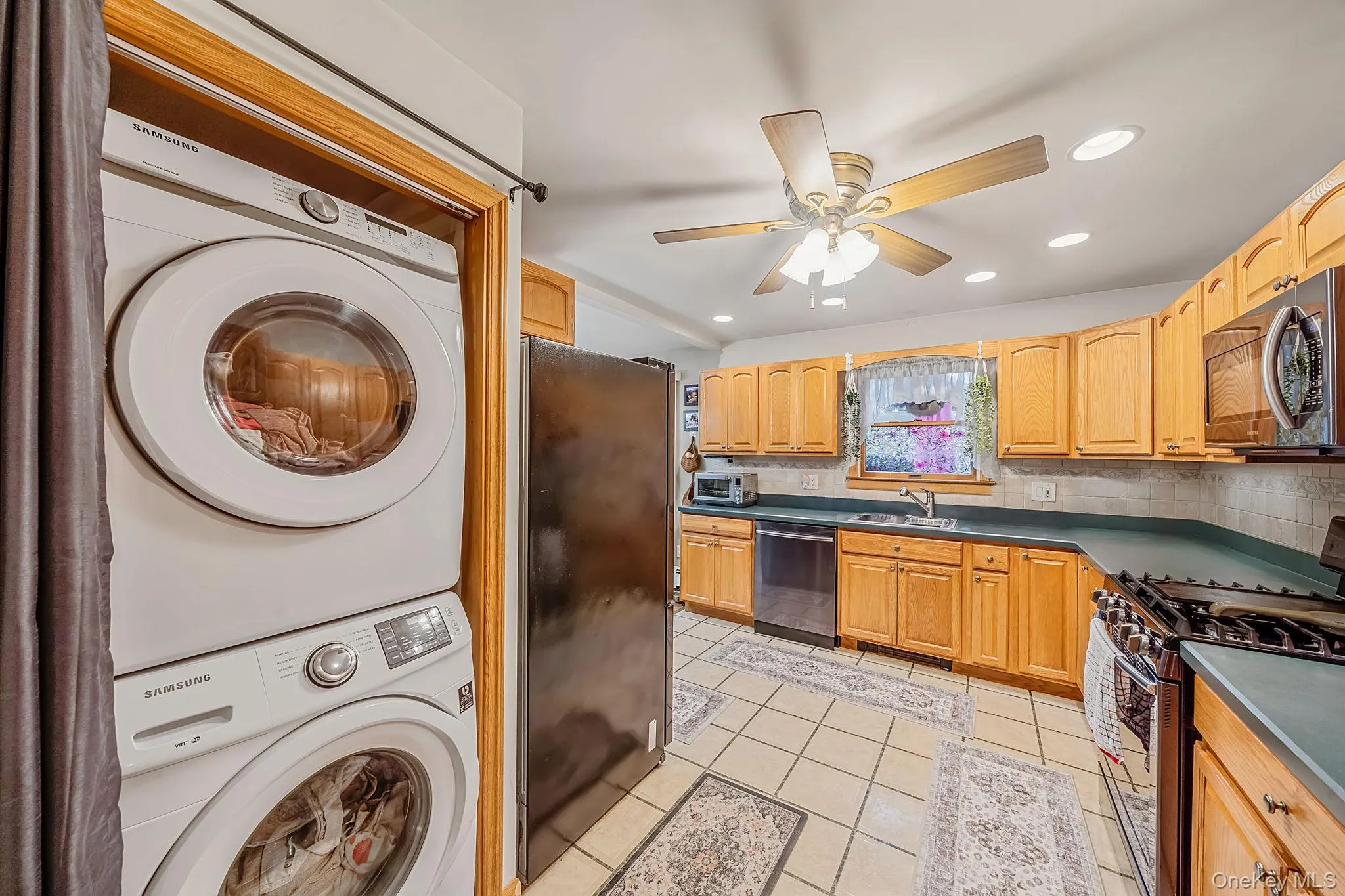 6 Smith Court, Brookhaven, NY, 4 Bedrooms Bedrooms, 9 Rooms Rooms,2 BathroomsBathrooms,Residential,For Rent,Smith,0,KEY1014243 6 Smith Court, Brookhaven, NY, 4 Bedrooms Bedrooms, 9 Rooms Rooms,2 BathroomsBathrooms,Residential,For Rent,Smith,0,KEY1014243