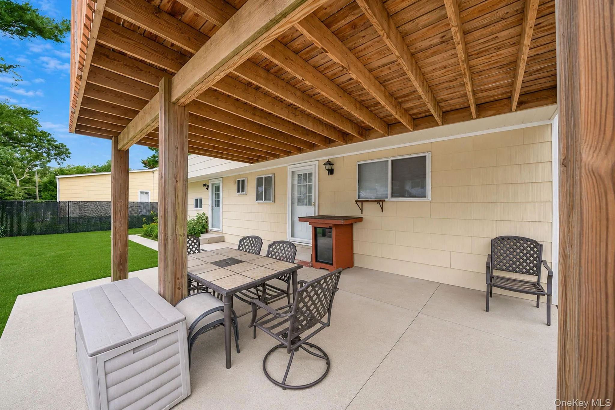 6 Smith Court, Brookhaven, NY, 4 Bedrooms Bedrooms, 9 Rooms Rooms,2 BathroomsBathrooms,Residential,For Rent,Smith,0,KEY1014243 6 Smith Court, Brookhaven, NY, 4 Bedrooms Bedrooms, 9 Rooms Rooms,2 BathroomsBathrooms,Residential,For Rent,Smith,0,KEY1014243
