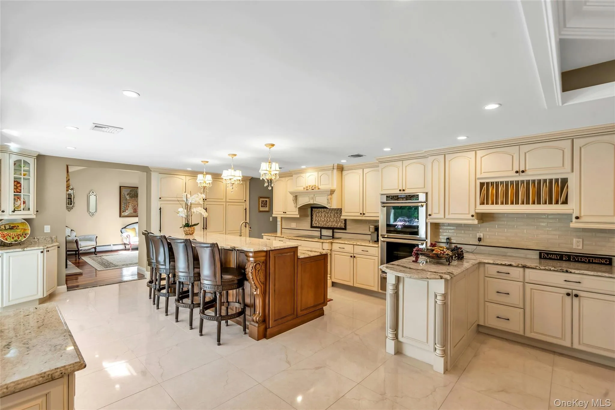 6 Averly Place, Smithtown, NY, 4 Bedrooms Bedrooms, 8 Rooms Rooms,2 BathroomsBathrooms,Residential,For Rent,Averly,0,1014247 6 Averly Place, Smithtown, NY, 4 Bedrooms Bedrooms, 8 Rooms Rooms,2 BathroomsBathrooms,Residential,For Rent,Averly,0,1014247
