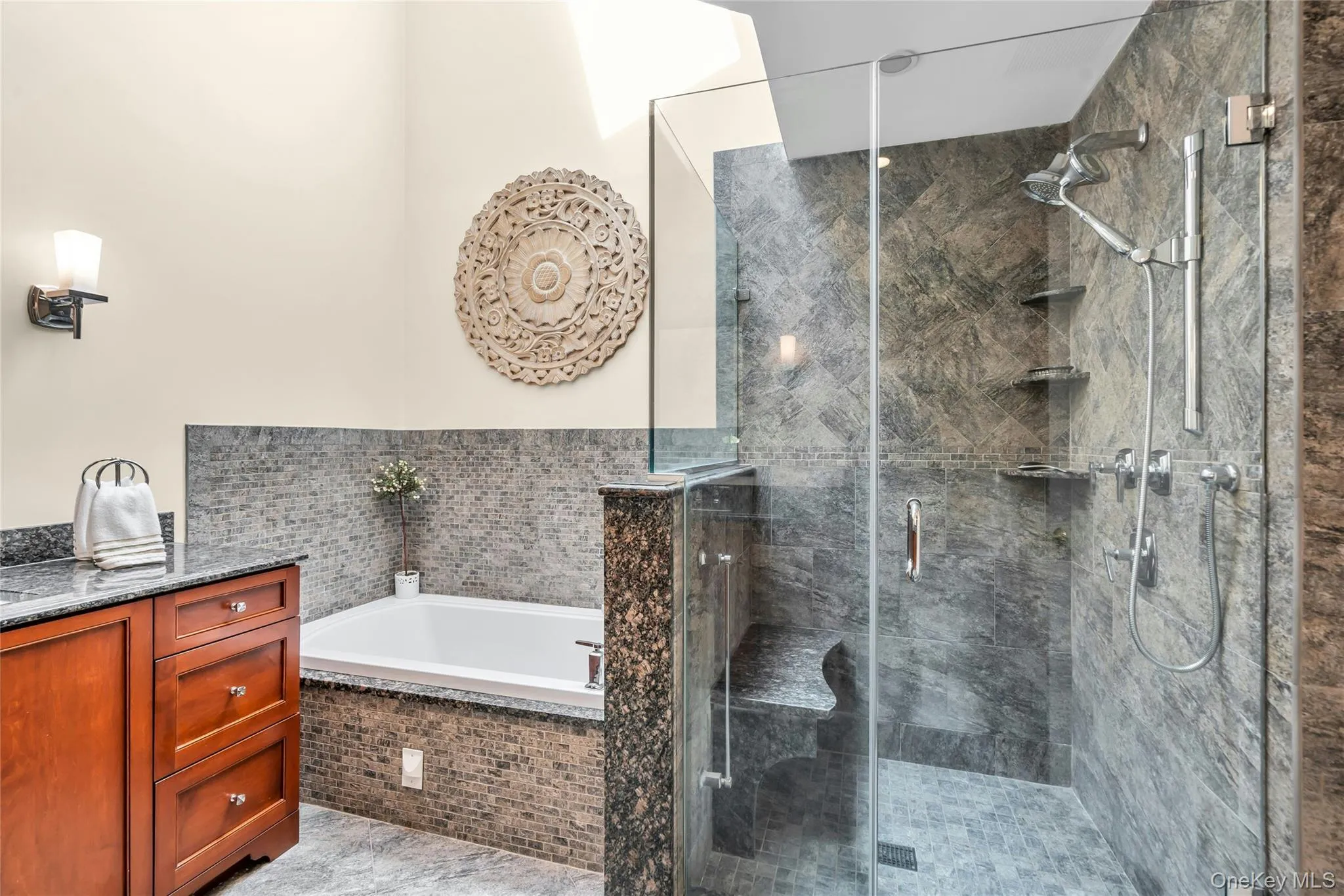 6 Averly Place, Smithtown, NY, 4 Bedrooms Bedrooms, 8 Rooms Rooms,2 BathroomsBathrooms,Residential,For Rent,Averly,0,1014247 6 Averly Place, Smithtown, NY, 4 Bedrooms Bedrooms, 8 Rooms Rooms,2 BathroomsBathrooms,Residential,For Rent,Averly,0,1014247