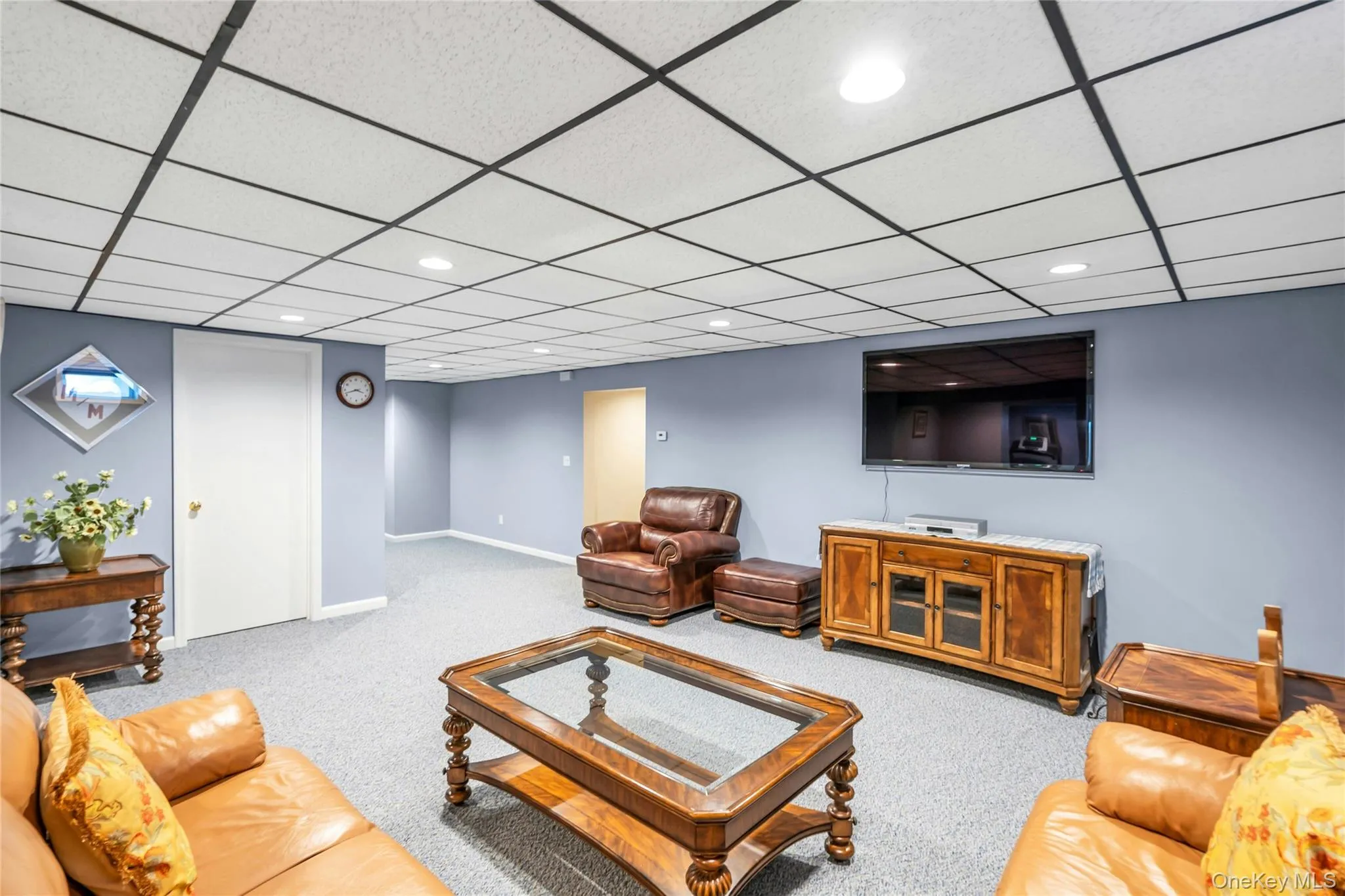 6 Averly Place, Smithtown, NY, 4 Bedrooms Bedrooms, 8 Rooms Rooms,2 BathroomsBathrooms,Residential,For Rent,Averly,0,1014247 6 Averly Place, Smithtown, NY, 4 Bedrooms Bedrooms, 8 Rooms Rooms,2 BathroomsBathrooms,Residential,For Rent,Averly,0,1014247