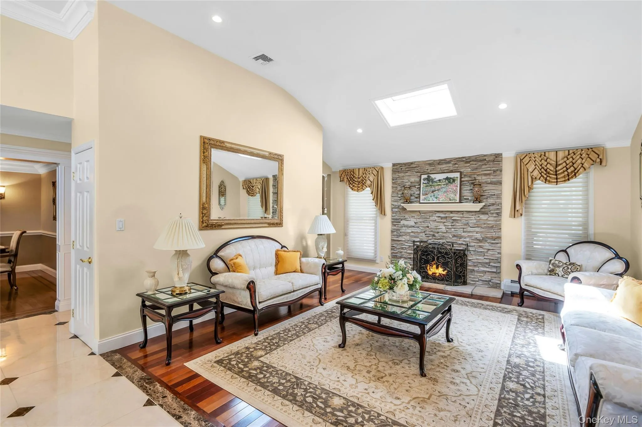 6 Averly Place, Smithtown, NY, 4 Bedrooms Bedrooms, 8 Rooms Rooms,2 BathroomsBathrooms,Residential,For Rent,Averly,0,1014247 6 Averly Place, Smithtown, NY, 4 Bedrooms Bedrooms, 8 Rooms Rooms,2 BathroomsBathrooms,Residential,For Rent,Averly,0,1014247