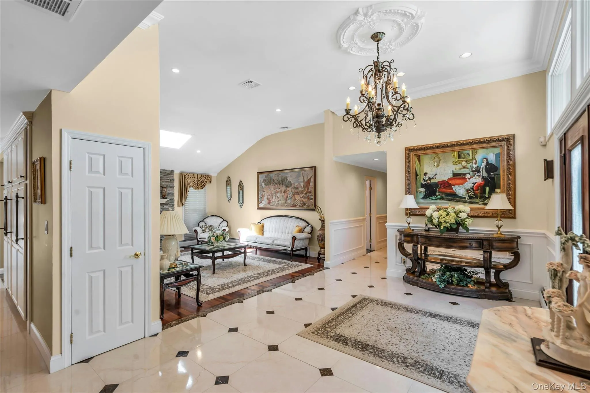 6 Averly Place, Smithtown, NY, 4 Bedrooms Bedrooms, 8 Rooms Rooms,2 BathroomsBathrooms,Residential,For Rent,Averly,0,1014247 6 Averly Place, Smithtown, NY, 4 Bedrooms Bedrooms, 8 Rooms Rooms,2 BathroomsBathrooms,Residential,For Rent,Averly,0,1014247