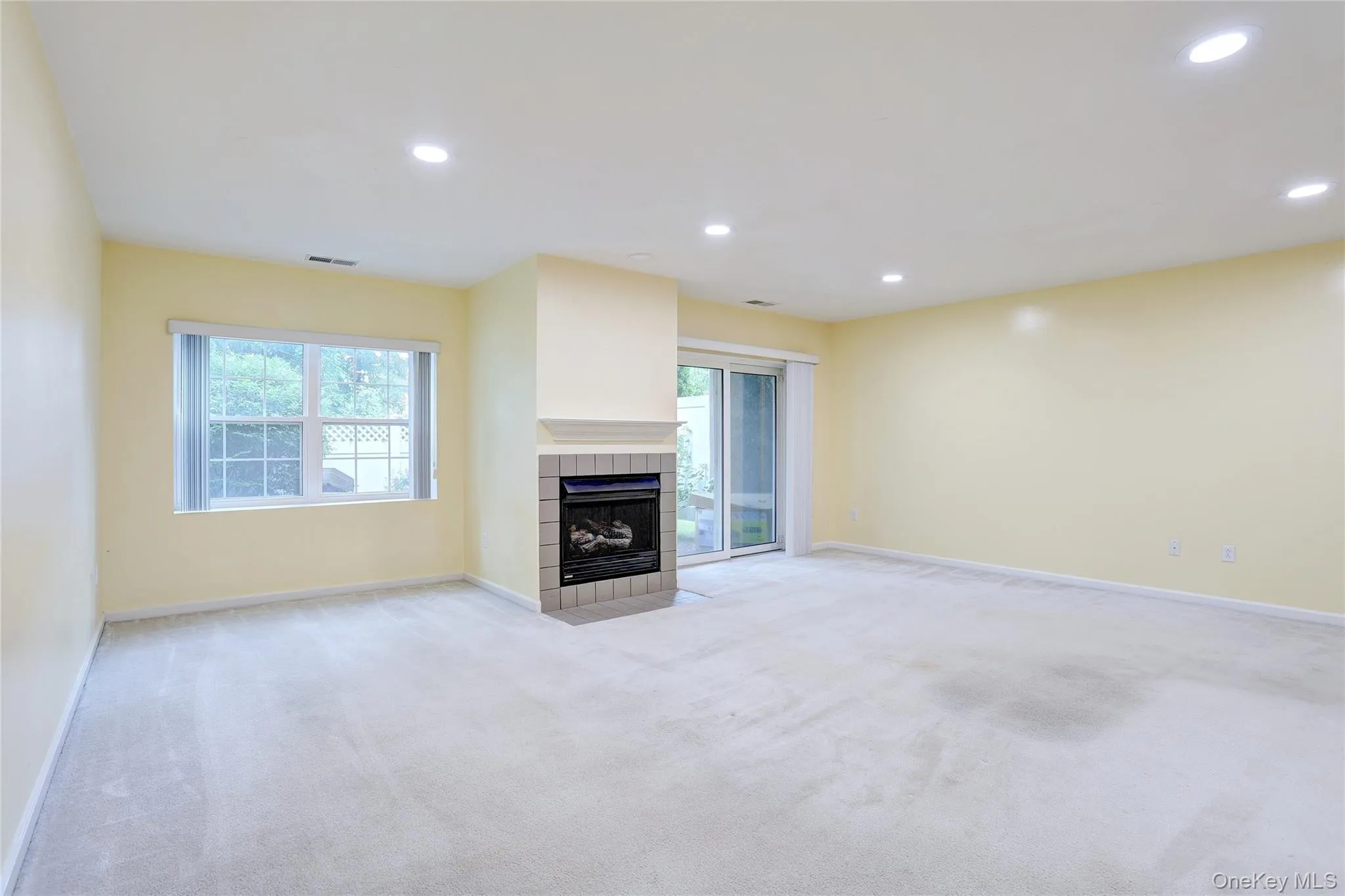 27 Underhill Drive, Haverstraw, NY, 2 Bedrooms Bedrooms, 9 Rooms Rooms,2 BathroomsBathrooms,Residential,For Rent,Underhill,0,1014251 27 Underhill Drive, Haverstraw, NY, 2 Bedrooms Bedrooms, 9 Rooms Rooms,2 BathroomsBathrooms,Residential,For Rent,Underhill,0,1014251