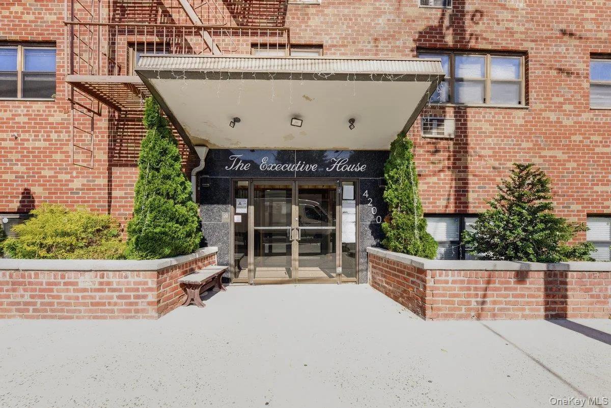 4200 Herkimer Place, New York, NY, 1 Bedroom Bedrooms, 4 Rooms Rooms,1 BathroomBathrooms,Residential,For Rent,Herkimer,0,1014263 4200 Herkimer Place, New York, NY, 1 Bedroom Bedrooms, 4 Rooms Rooms,1 BathroomBathrooms,Residential,For Rent,Herkimer,0,1014263