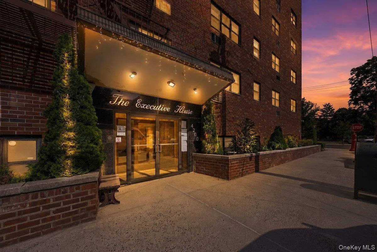 4200 Herkimer Place, New York, NY, 1 Bedroom Bedrooms, 4 Rooms Rooms,1 BathroomBathrooms,Residential,For Rent,Herkimer,0,1014263 4200 Herkimer Place, New York, NY, 1 Bedroom Bedrooms, 4 Rooms Rooms,1 BathroomBathrooms,Residential,For Rent,Herkimer,0,1014263