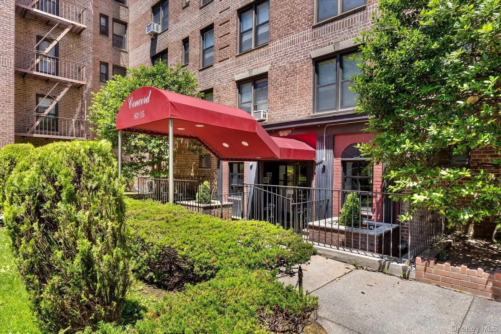 83-15 98th Street, New York, NY, 1 Bedroom Bedrooms, 3 Rooms Rooms,1 BathroomBathrooms,Residential,For Rent,98th,0,1014264 83-15 98th Street, New York, NY, 1 Bedroom Bedrooms, 3 Rooms Rooms,1 BathroomBathrooms,Residential,For Rent,98th,0,1014264