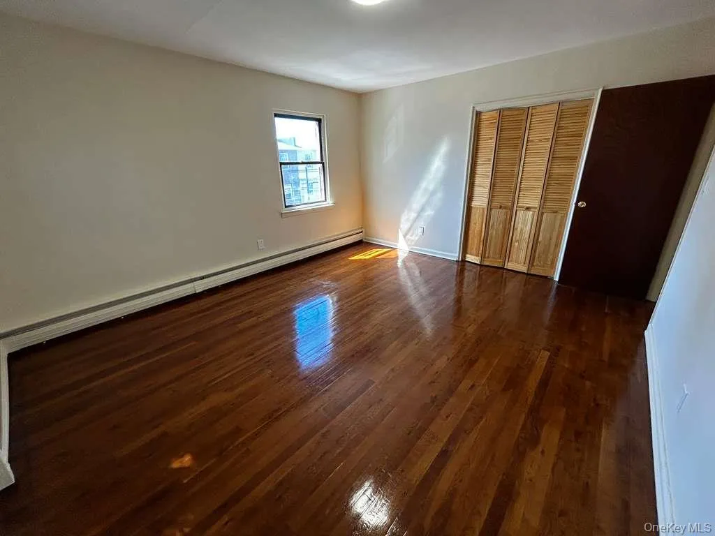 1149 East 219th Street, New York, NY, 3 Bedrooms Bedrooms, 8 Rooms Rooms,1 BathroomBathrooms,Residential Lease,For Rent,219th Street,0,1014266 1149 East 219th Street, New York, NY, 3 Bedrooms Bedrooms, 8 Rooms Rooms,1 BathroomBathrooms,Residential Lease,For Rent,219th Street,0,1014266