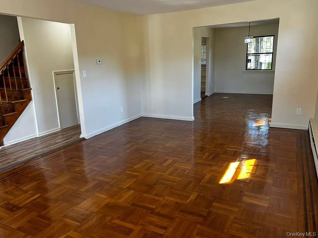 1149 East 219th Street, New York, NY, 3 Bedrooms Bedrooms, 8 Rooms Rooms,1 BathroomBathrooms,Residential Lease,For Rent,219th Street,0,1014266 1149 East 219th Street, New York, NY, 3 Bedrooms Bedrooms, 8 Rooms Rooms,1 BathroomBathrooms,Residential Lease,For Rent,219th Street,0,1014266