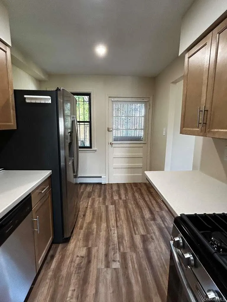 1149 East 219th Street, New York, NY, 3 Bedrooms Bedrooms, 8 Rooms Rooms,1 BathroomBathrooms,Residential Lease,For Rent,219th Street,0,1014266 1149 East 219th Street, New York, NY, 3 Bedrooms Bedrooms, 8 Rooms Rooms,1 BathroomBathrooms,Residential Lease,For Rent,219th Street,0,1014266