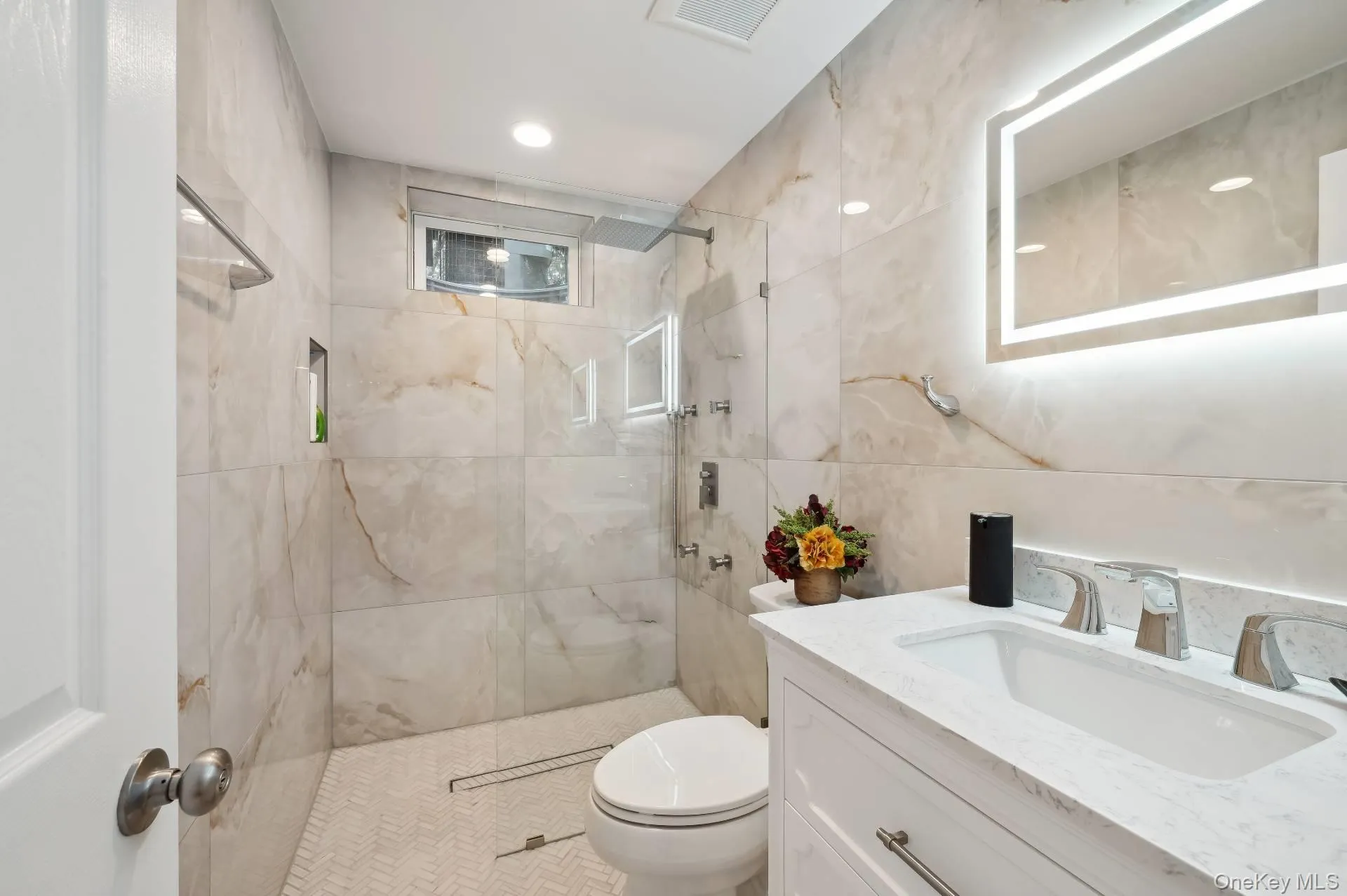 131 Flying Point Road, Southampton, NY, 5 Bedrooms Bedrooms, 14 Rooms Rooms,7 BathroomsBathrooms,Residential Lease,For Rent,Flying Point,0,1014269 131 Flying Point Road, Southampton, NY, 5 Bedrooms Bedrooms, 14 Rooms Rooms,7 BathroomsBathrooms,Residential Lease,For Rent,Flying Point,0,1014269