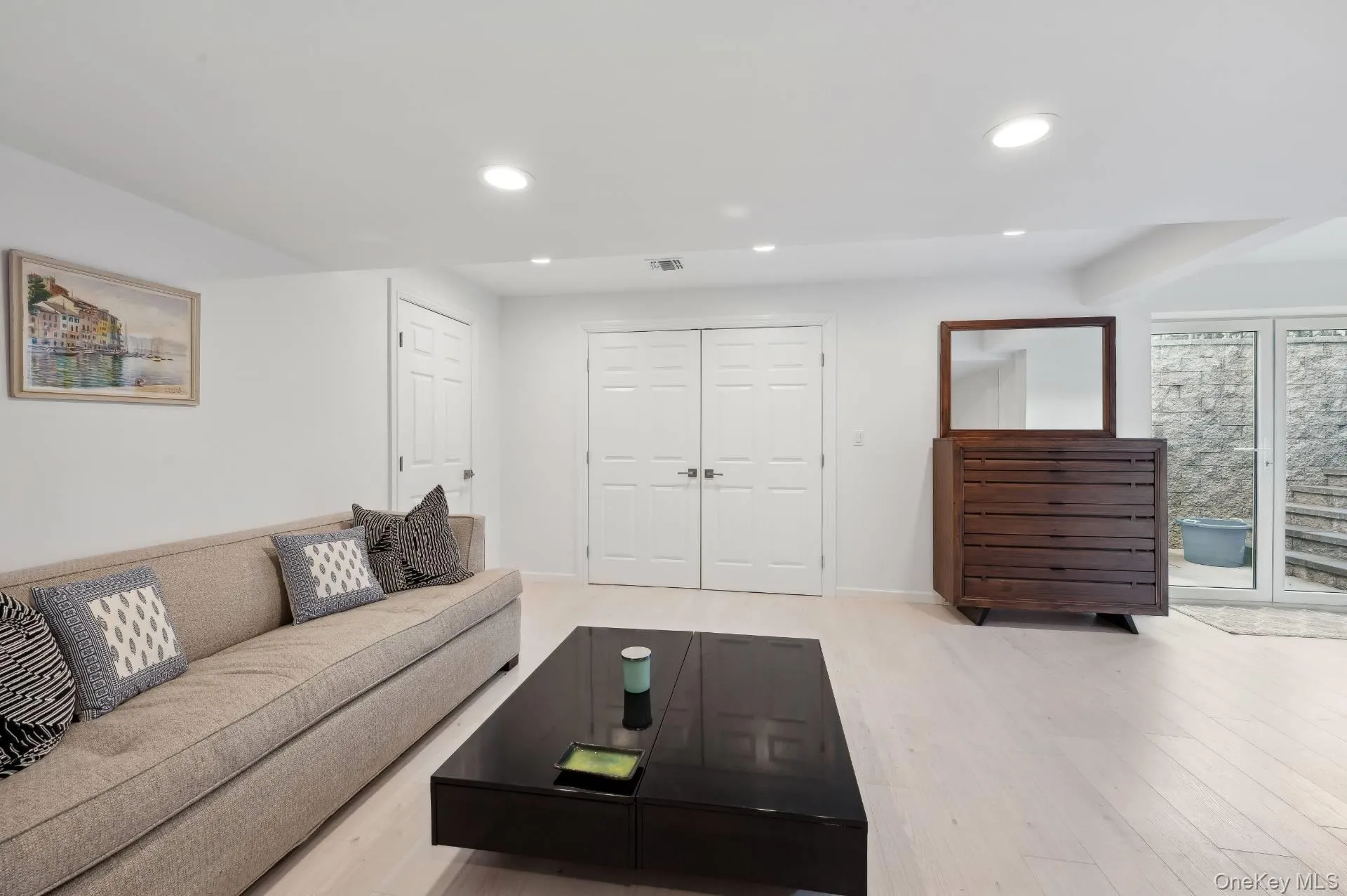 131 Flying Point Road, Southampton, NY, 5 Bedrooms Bedrooms, 14 Rooms Rooms,7 BathroomsBathrooms,Residential Lease,For Rent,Flying Point,0,1014269 131 Flying Point Road, Southampton, NY, 5 Bedrooms Bedrooms, 14 Rooms Rooms,7 BathroomsBathrooms,Residential Lease,For Rent,Flying Point,0,1014269