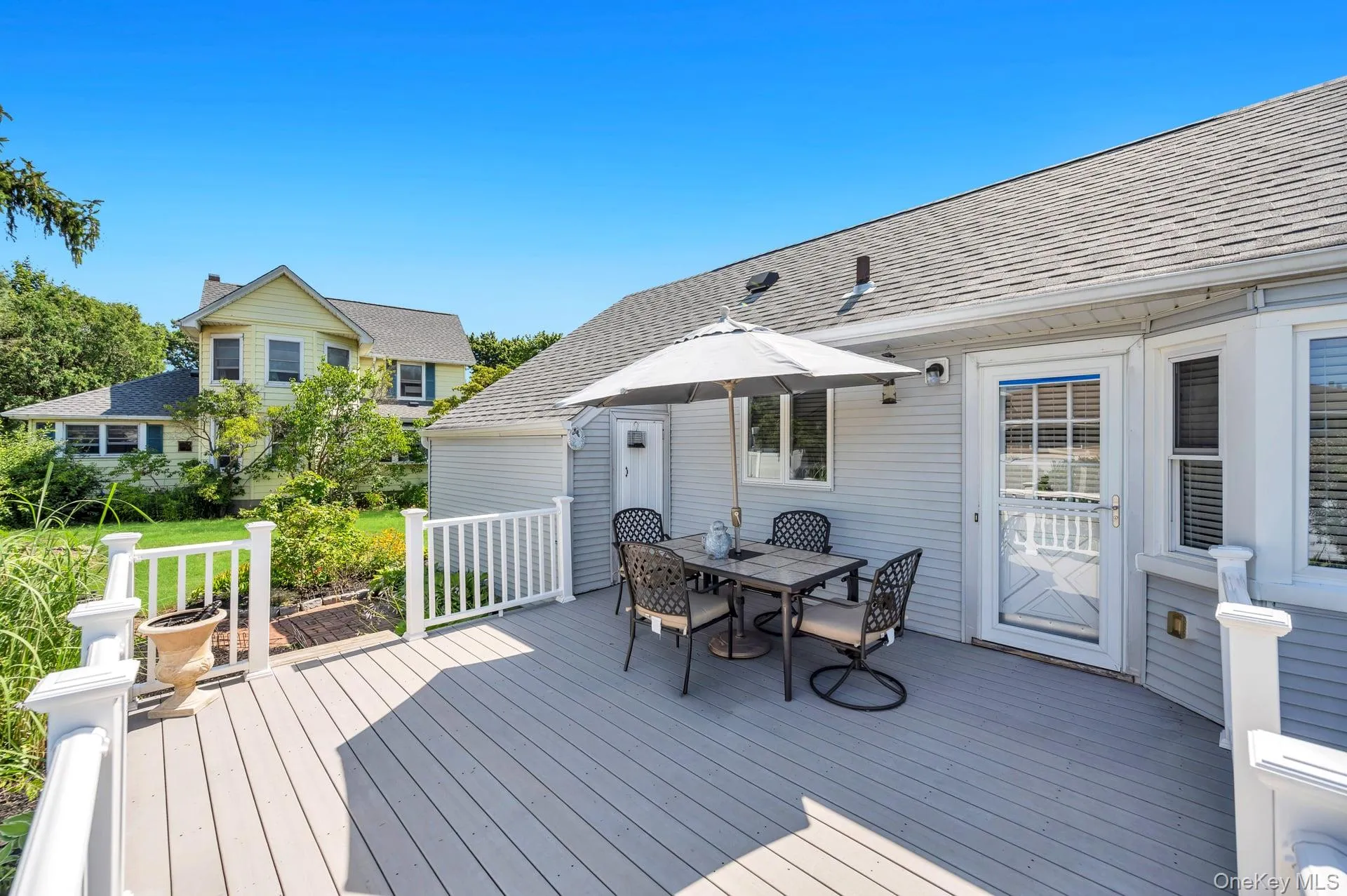 7 Albers Lane, Oyster Bay, NY, 3 Bedrooms Bedrooms, 6 Rooms Rooms,2 BathroomsBathrooms,Residential,For Rent,Albers,0,1014270 7 Albers Lane, Oyster Bay, NY, 3 Bedrooms Bedrooms, 6 Rooms Rooms,2 BathroomsBathrooms,Residential,For Rent,Albers,0,1014270