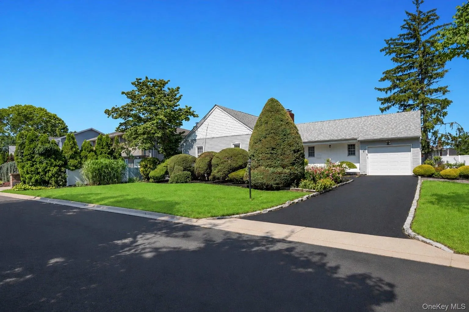 7 Albers Lane, Oyster Bay, NY, 3 Bedrooms Bedrooms, 6 Rooms Rooms,2 BathroomsBathrooms,Residential,For Rent,Albers,0,1014270 7 Albers Lane, Oyster Bay, NY, 3 Bedrooms Bedrooms, 6 Rooms Rooms,2 BathroomsBathrooms,Residential,For Rent,Albers,0,1014270