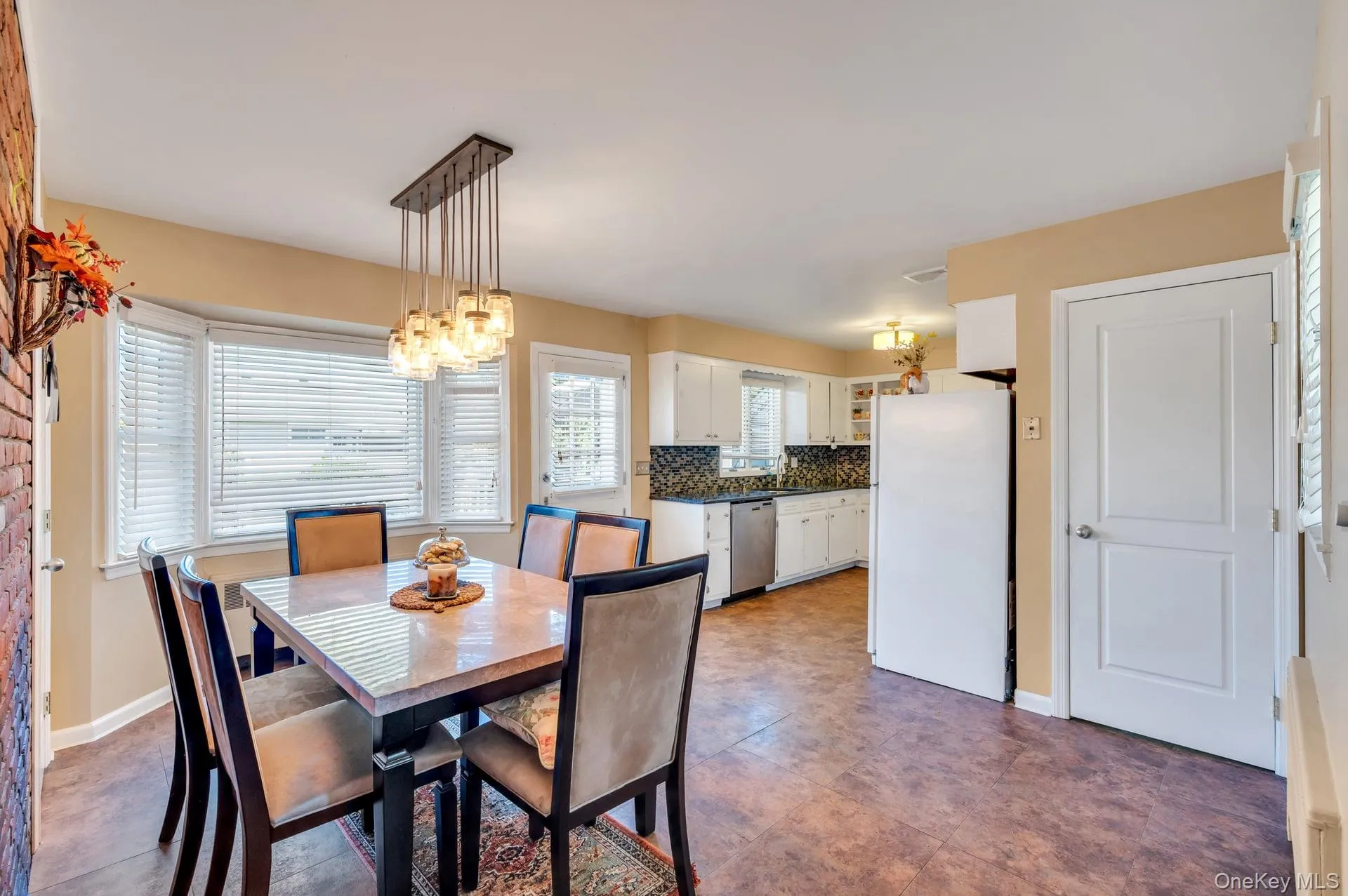 7 Albers Lane, Oyster Bay, NY, 3 Bedrooms Bedrooms, 6 Rooms Rooms,2 BathroomsBathrooms,Residential,For Rent,Albers,0,1014270 7 Albers Lane, Oyster Bay, NY, 3 Bedrooms Bedrooms, 6 Rooms Rooms,2 BathroomsBathrooms,Residential,For Rent,Albers,0,1014270