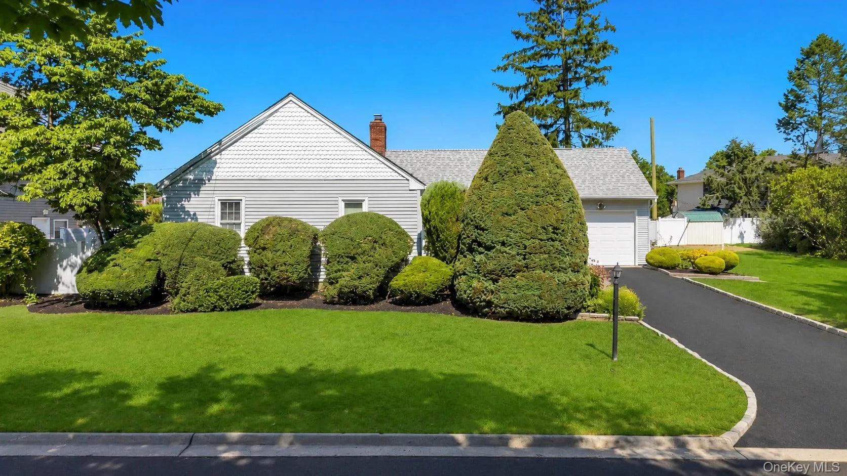 7 Albers Lane, Oyster Bay, NY, 3 Bedrooms Bedrooms, 6 Rooms Rooms,2 BathroomsBathrooms,Residential,For Rent,Albers,0,1014270 7 Albers Lane, Oyster Bay, NY, 3 Bedrooms Bedrooms, 6 Rooms Rooms,2 BathroomsBathrooms,Residential,For Rent,Albers,0,1014270
