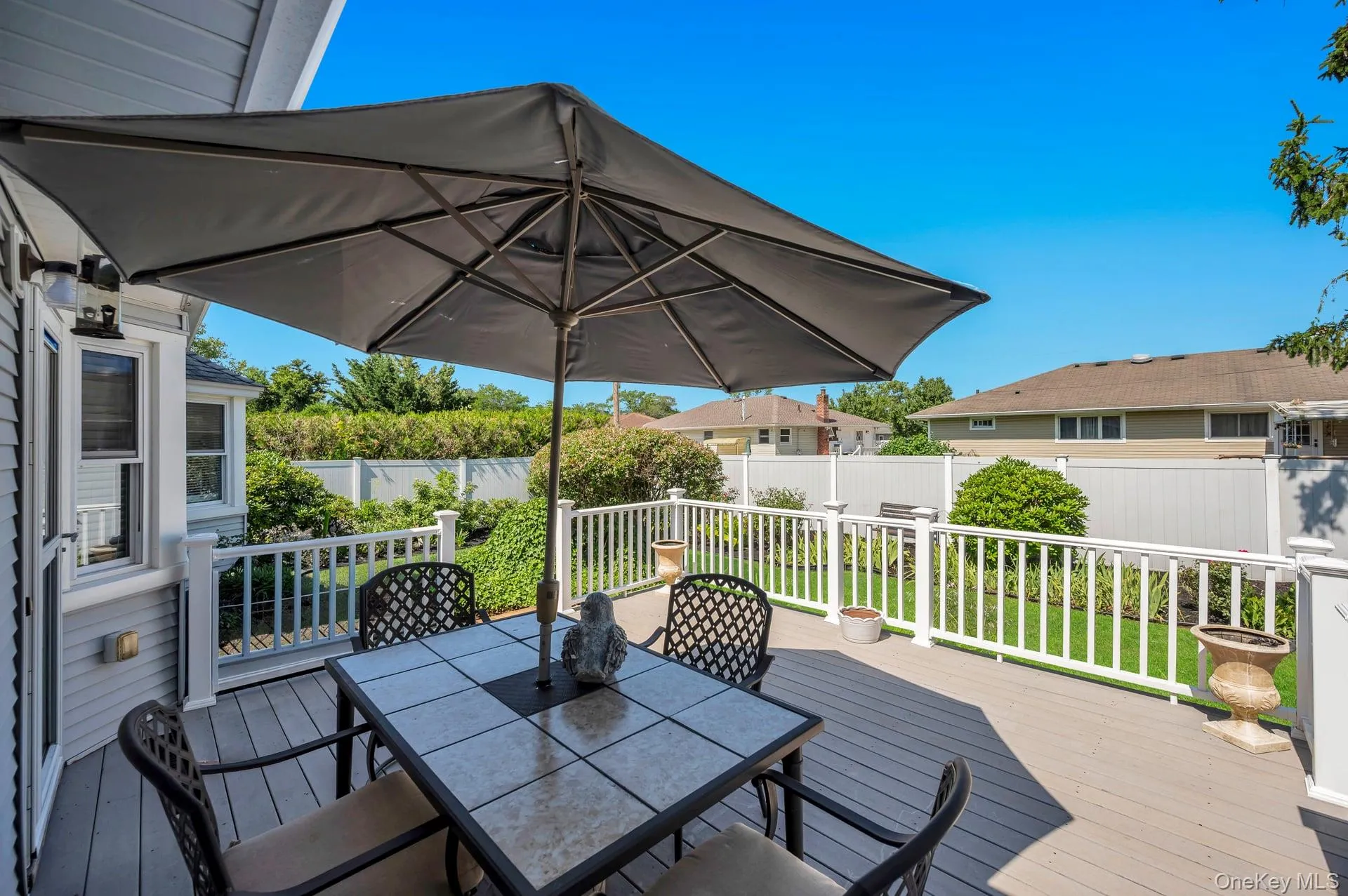 7 Albers Lane, Oyster Bay, NY, 3 Bedrooms Bedrooms, 6 Rooms Rooms,2 BathroomsBathrooms,Residential,For Rent,Albers,0,1014270 7 Albers Lane, Oyster Bay, NY, 3 Bedrooms Bedrooms, 6 Rooms Rooms,2 BathroomsBathrooms,Residential,For Rent,Albers,0,1014270