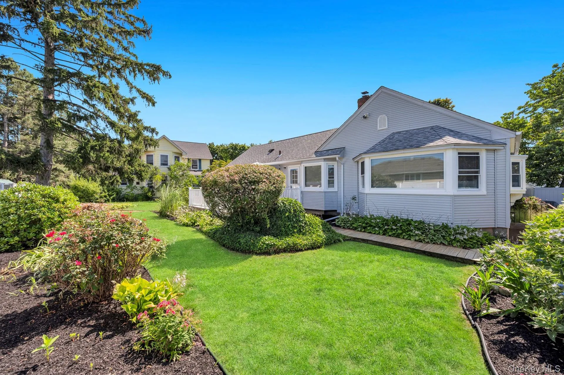 7 Albers Lane, Oyster Bay, NY, 3 Bedrooms Bedrooms, 6 Rooms Rooms,2 BathroomsBathrooms,Residential,For Rent,Albers,0,1014270 7 Albers Lane, Oyster Bay, NY, 3 Bedrooms Bedrooms, 6 Rooms Rooms,2 BathroomsBathrooms,Residential,For Rent,Albers,0,1014270