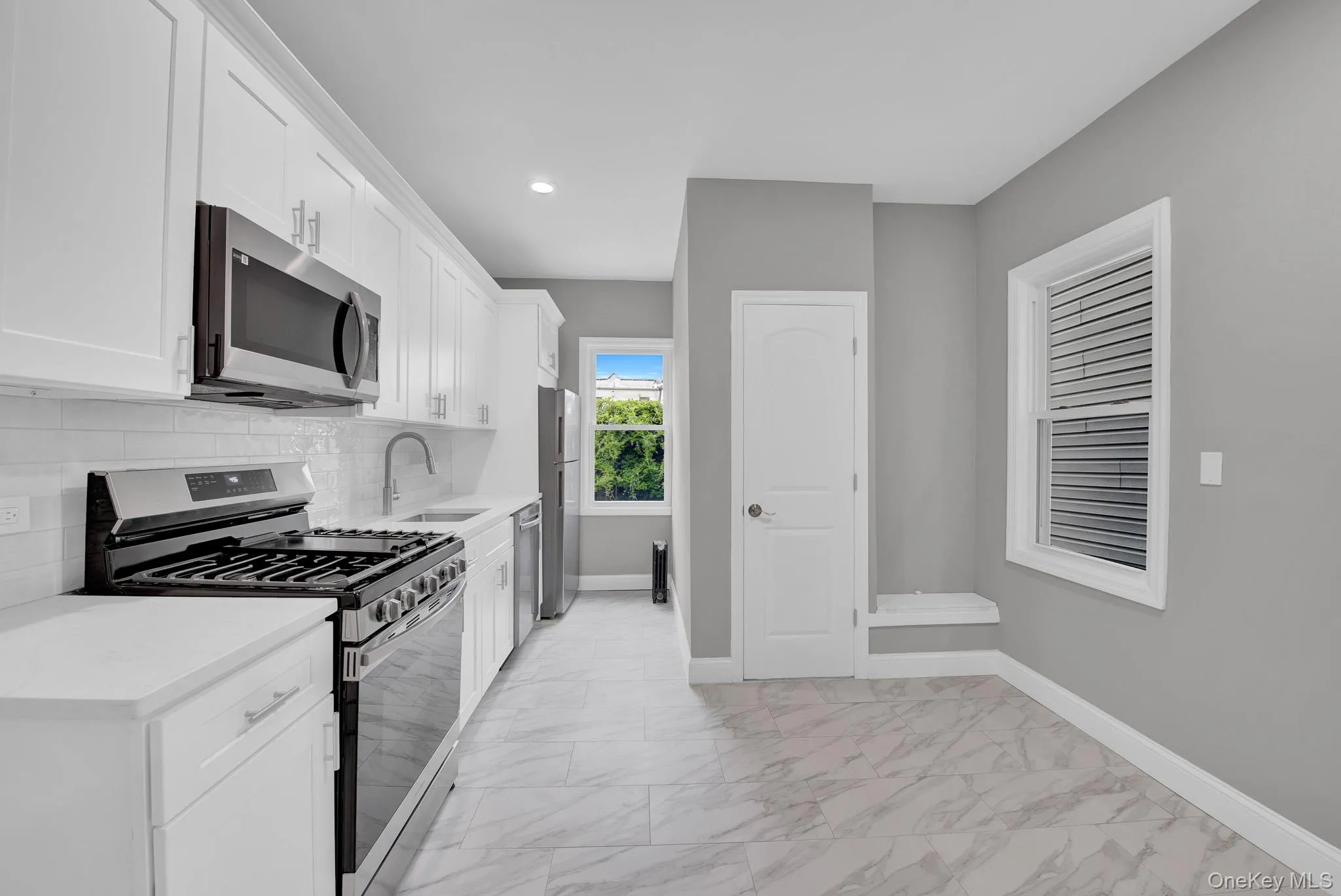 30-36 91st Street, New York, NY, 3 Bedrooms Bedrooms, 6 Rooms Rooms,2 BathroomsBathrooms,Residential,For Rent,91st,0,1014271 30-36 91st Street, New York, NY, 3 Bedrooms Bedrooms, 6 Rooms Rooms,2 BathroomsBathrooms,Residential,For Rent,91st,0,1014271