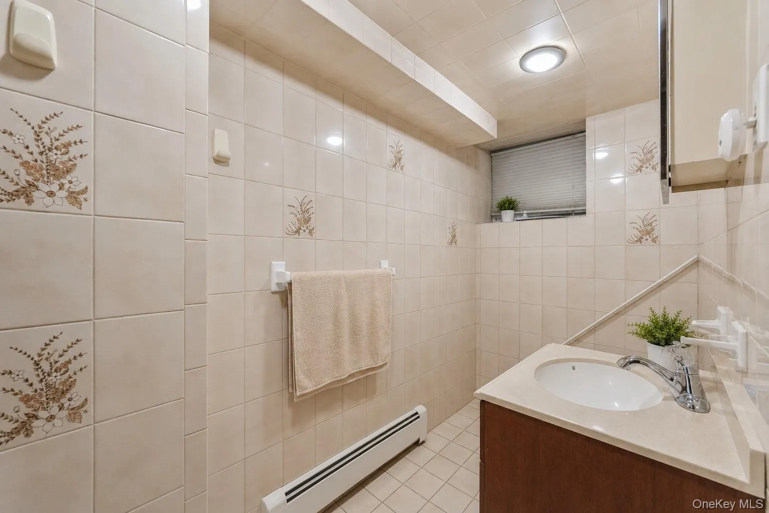 50 Lispenard Avenue, New Rochelle, NY, 4 Bedrooms Bedrooms, 7 Rooms Rooms,2 BathroomsBathrooms,Residential,For Rent,Lispenard,0,KEY1014272 50 Lispenard Avenue, New Rochelle, NY, 4 Bedrooms Bedrooms, 7 Rooms Rooms,2 BathroomsBathrooms,Residential,For Rent,Lispenard,0,KEY1014272