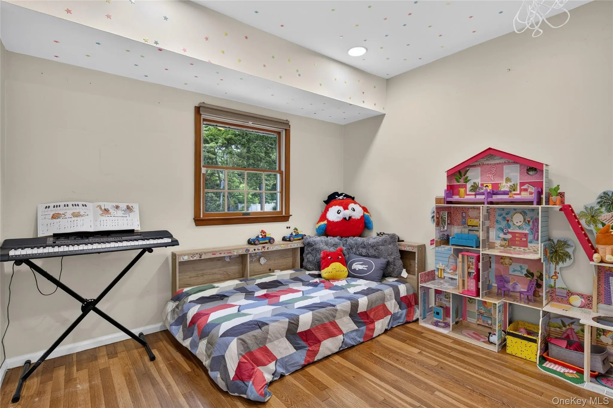 257 Bow Drive, Smithtown, NY, 3 Bedrooms Bedrooms, 7 Rooms Rooms,1 BathroomBathrooms,Residential,For Rent,Bow,0,1014274 257 Bow Drive, Smithtown, NY, 3 Bedrooms Bedrooms, 7 Rooms Rooms,1 BathroomBathrooms,Residential,For Rent,Bow,0,1014274